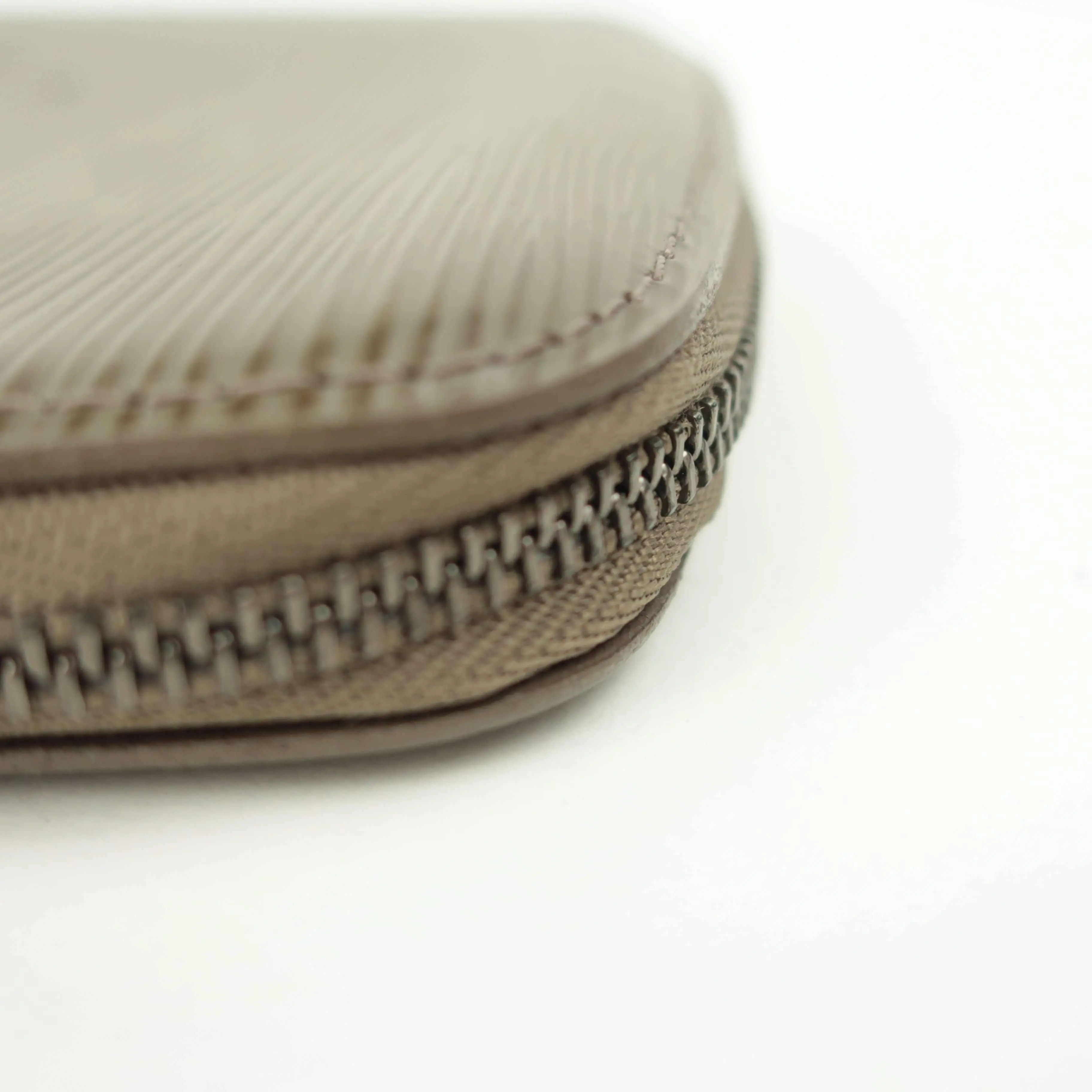 Louis Vuitton Etoupe Epi Geode Organizer Zippy Wallet - Image 17