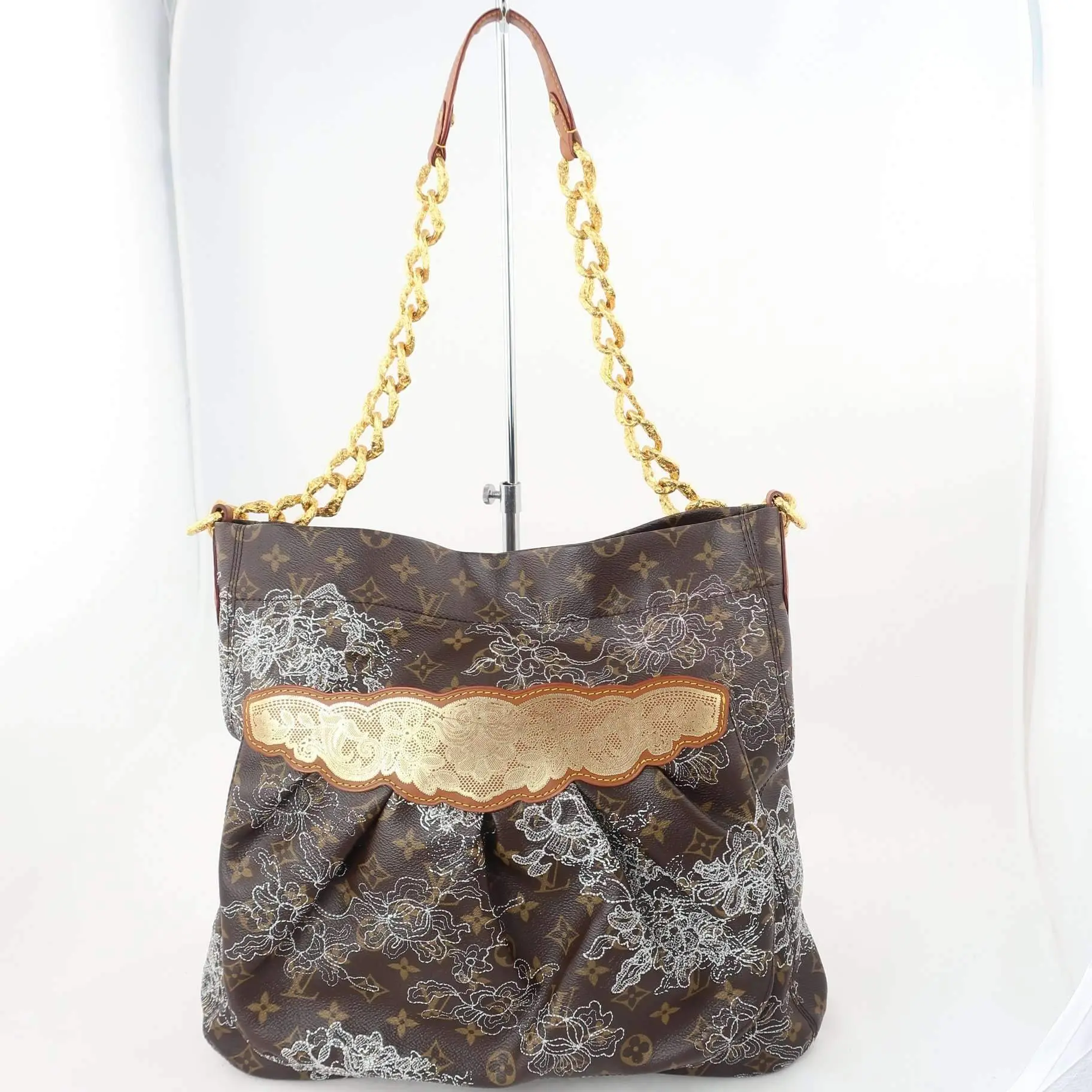 Louis Vuitton Fersen Dentellle Silver Monogram bag - Image 3