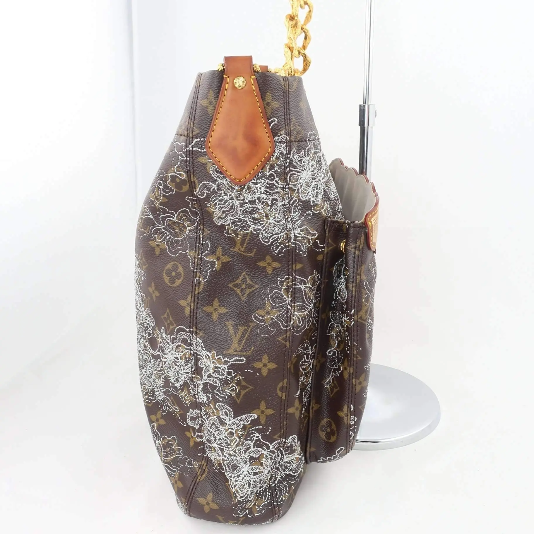 Louis Vuitton Fersen Dentellle Silver Monogram bag - Image 36