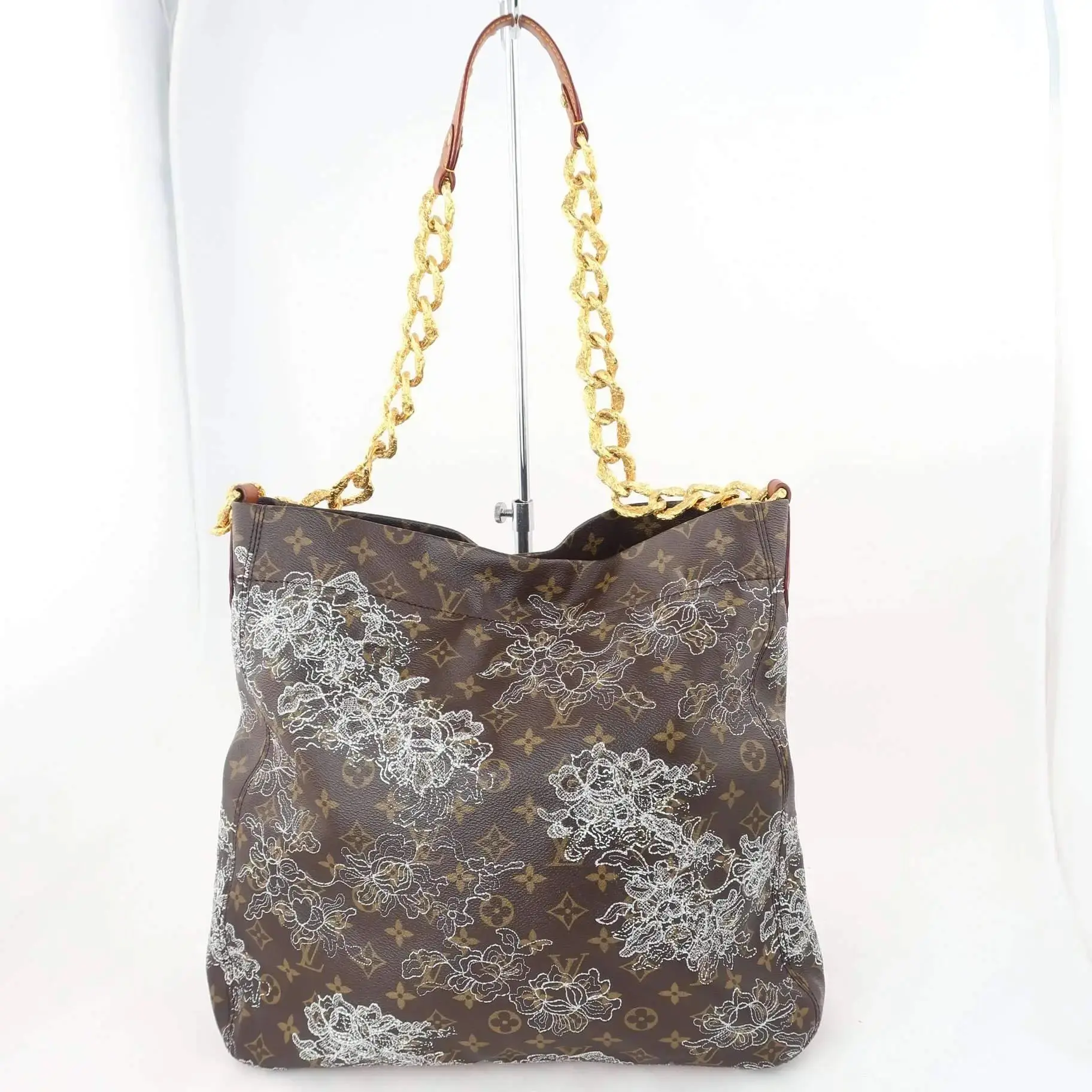 Louis Vuitton Fersen Dentellle Silver Monogram bag - Image 4