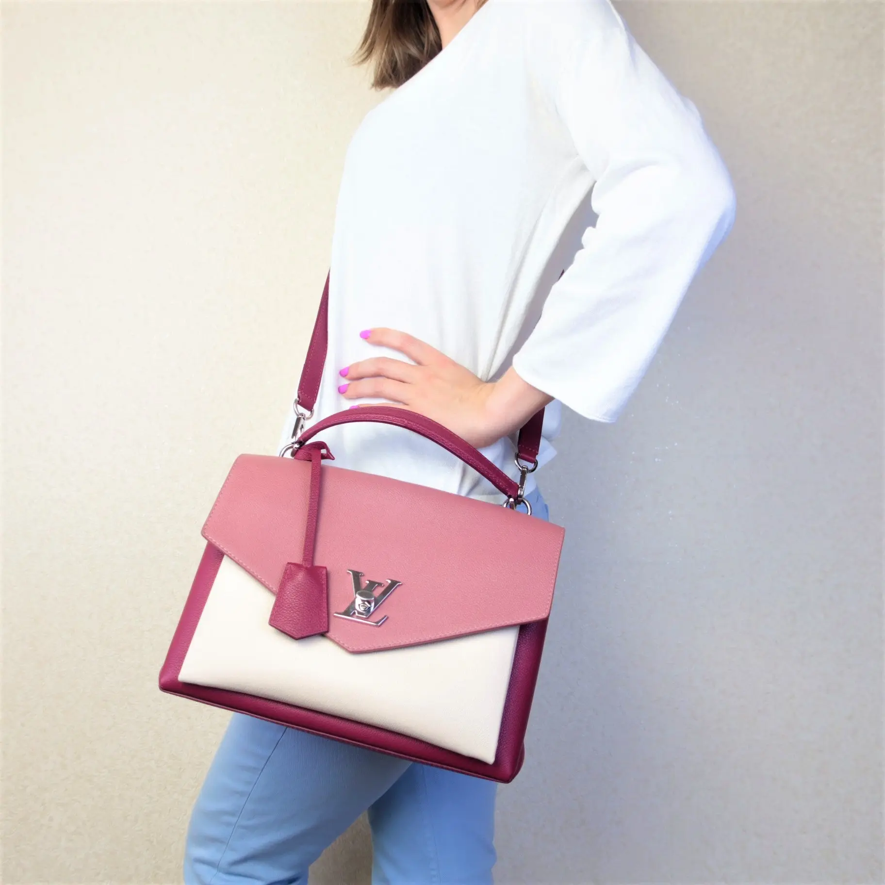Louis Vuitton Fuchsia/Pink Pebbled Leather Mylockme Bag