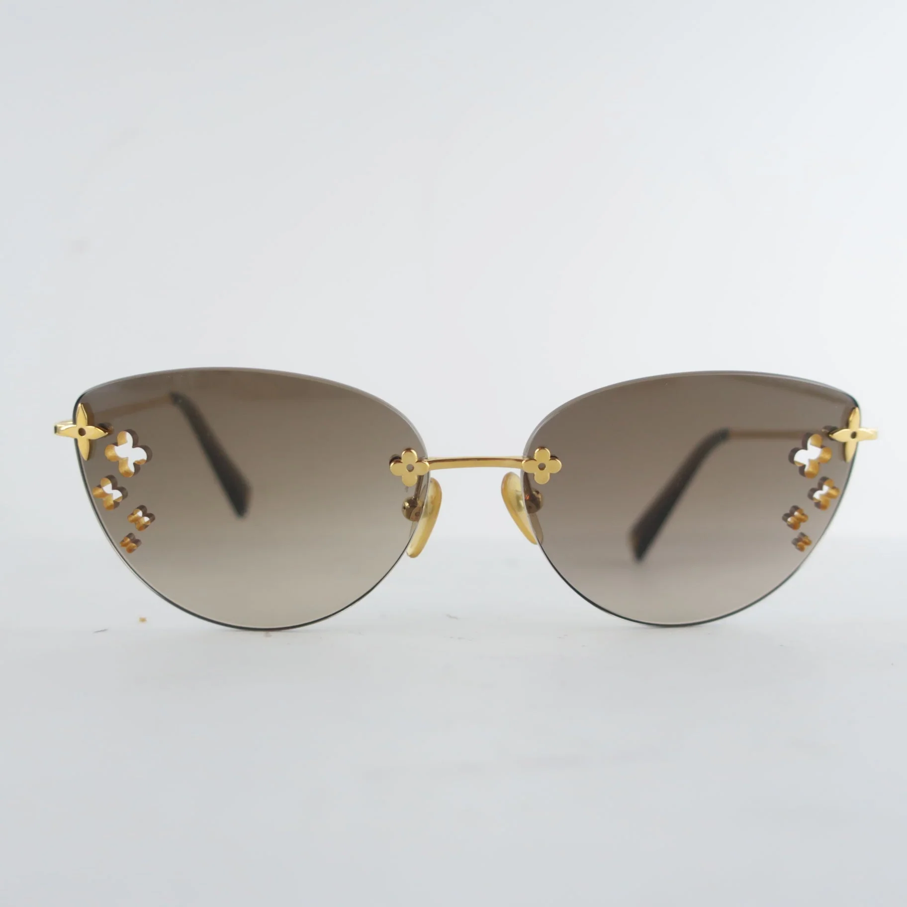 Louis Vuitton Goldtone Desmayo Cat Eye Sunglasses - Image 6
