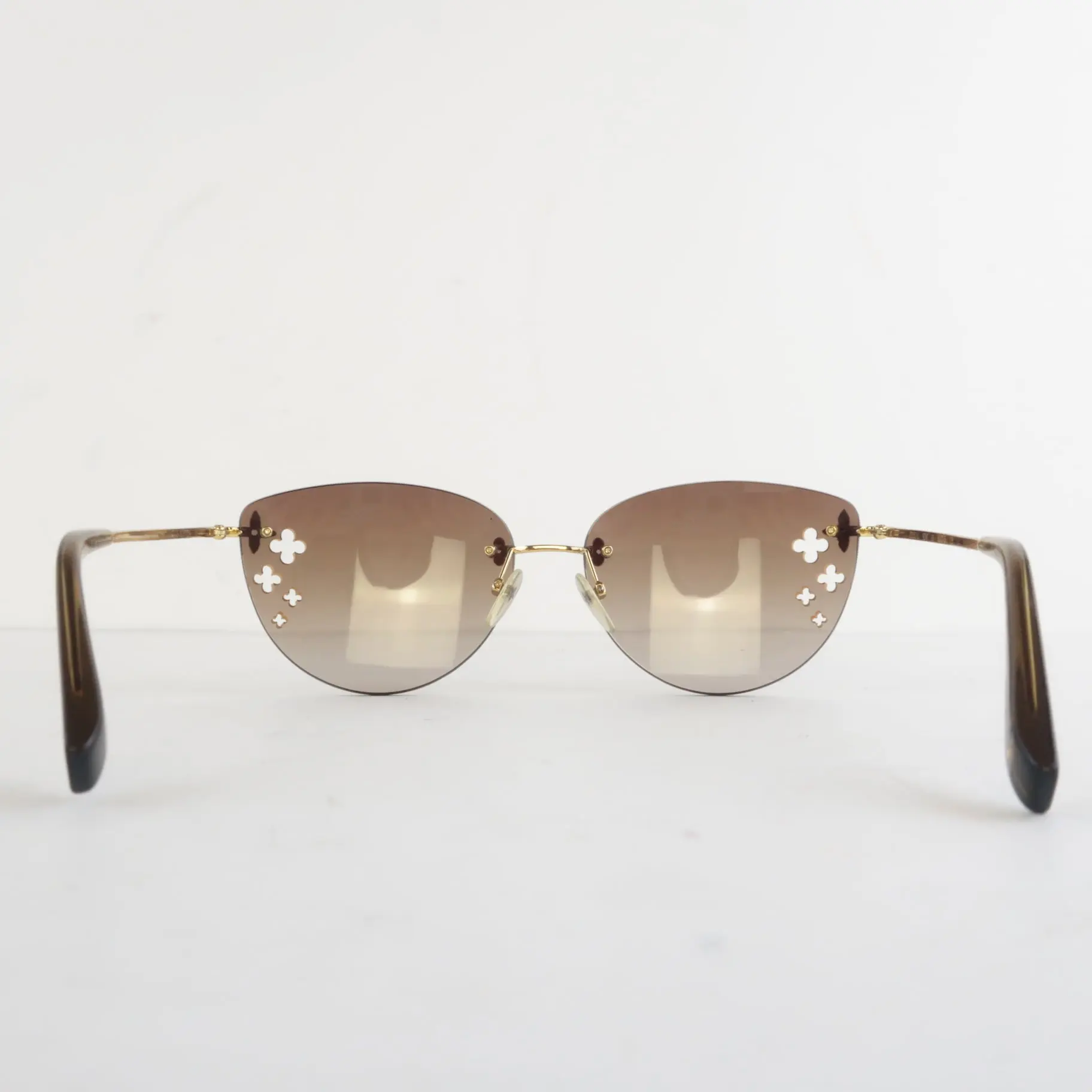 Louis Vuitton Desmayo Cat Eye Sunglasses - Image 4