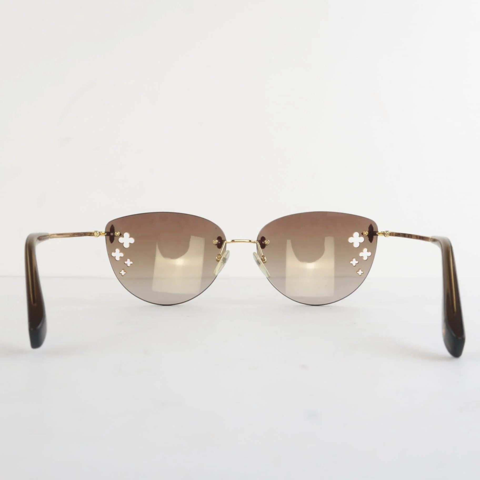 Louis Vuitton Desmayo Cat Eye Sunglasses - Image 5