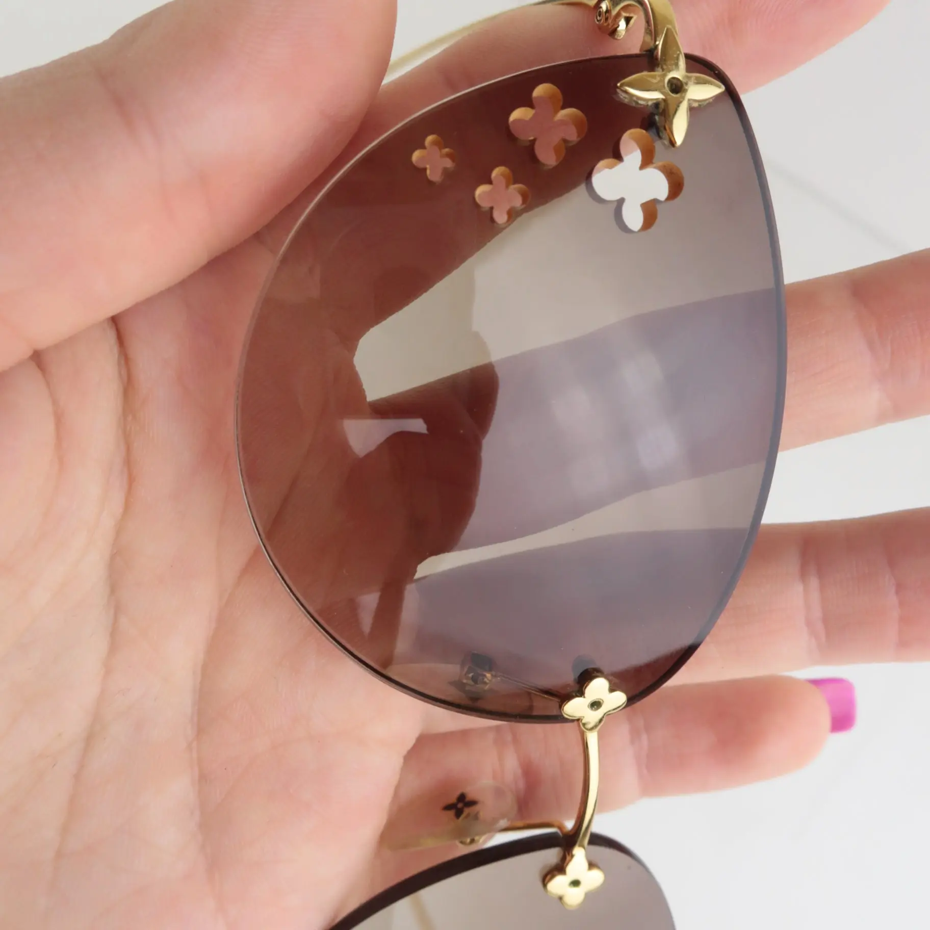 Louis Vuitton Desmayo Cat Eye Sunglasses - Image 6