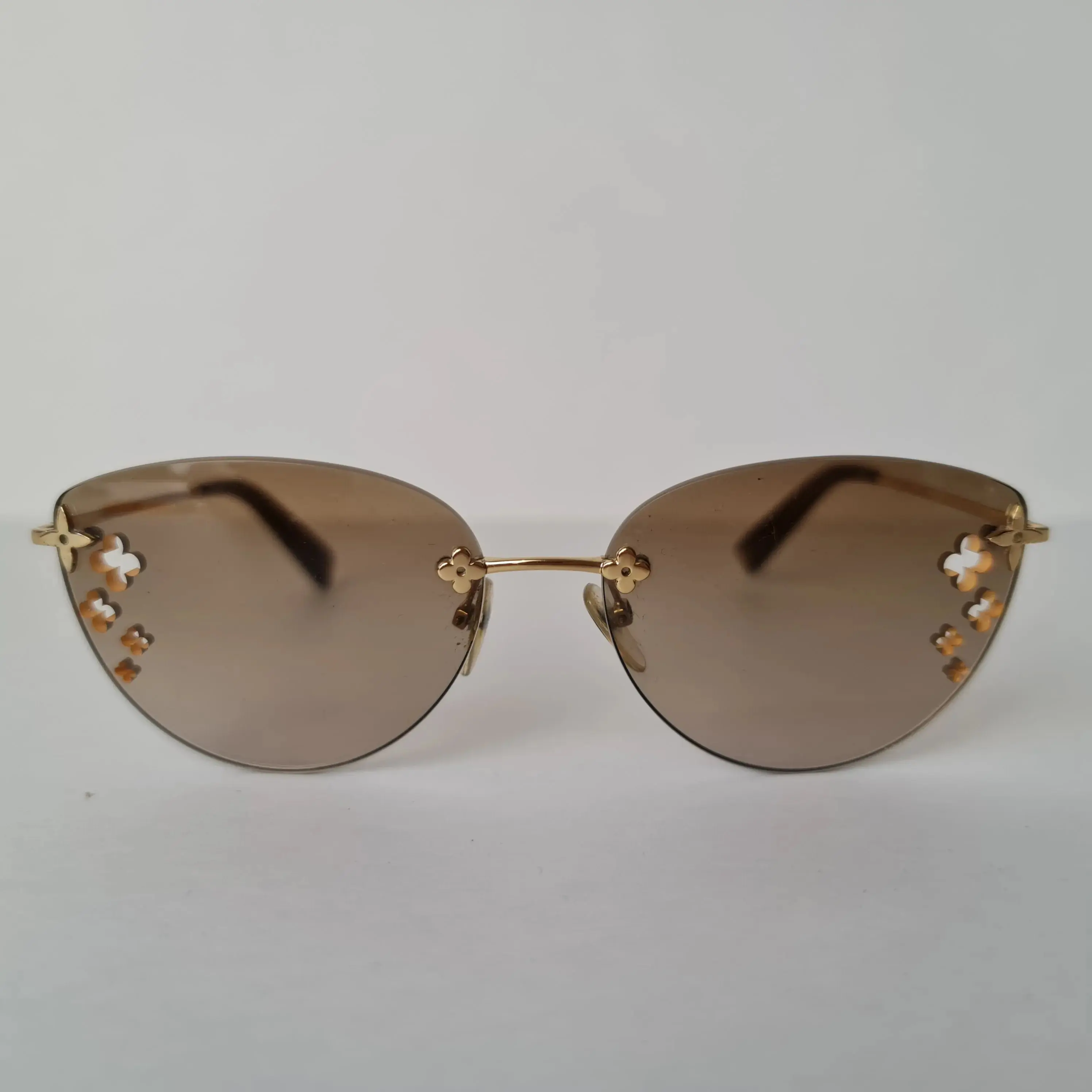 Louis Vuitton Goldtone Desmayo Cat Eye Sunglasses (744) - Image 4