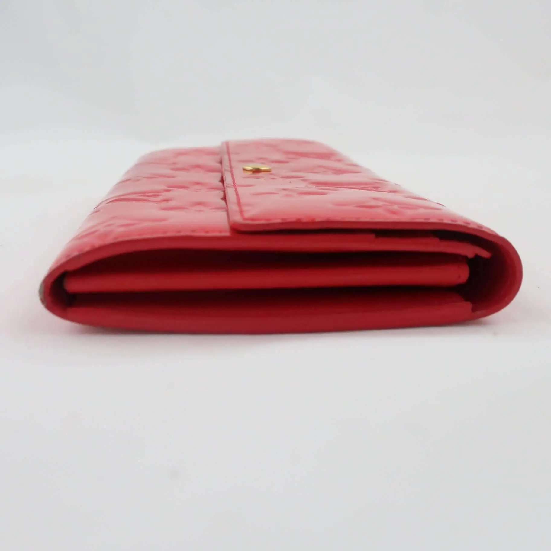 Louis Vuitton Rouge Grenadine Monogram Vernis International Wallet - Image 5