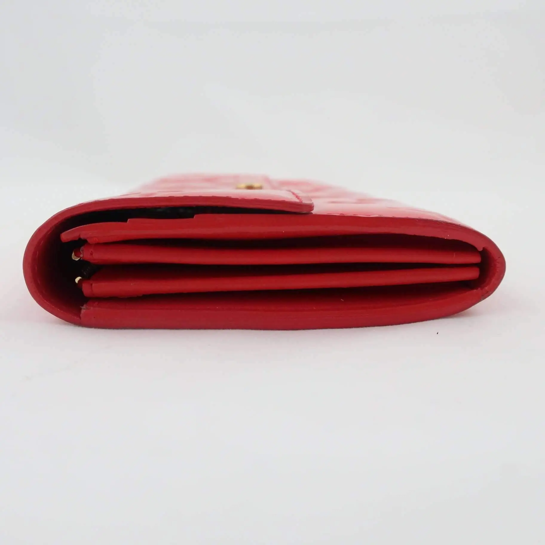Louis Vuitton Rouge Grenadine Monogram Vernis International Wallet - Image 6