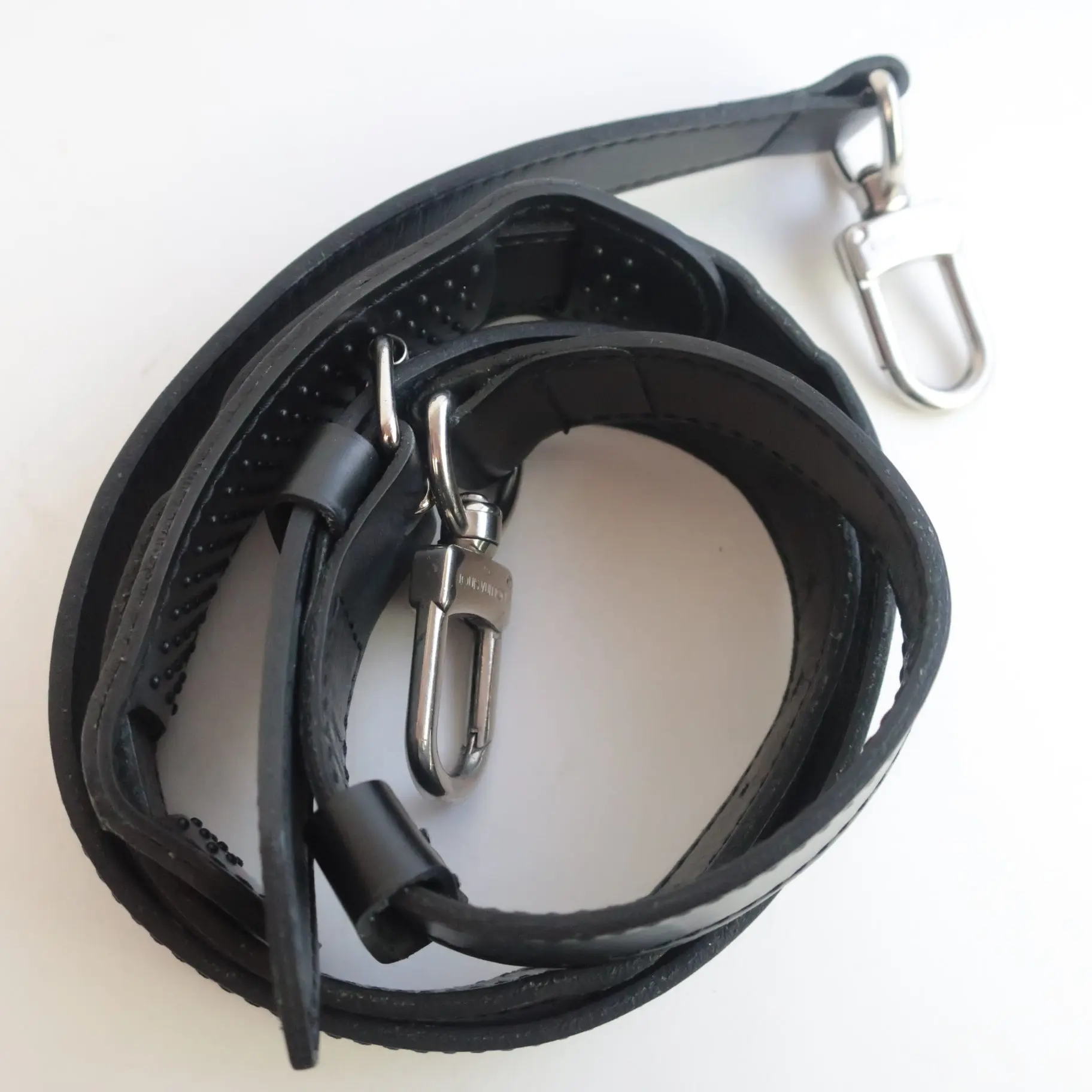 Louis Vuitton Keepall 55 Bandouliere Damier Graphite Bag - Image 4