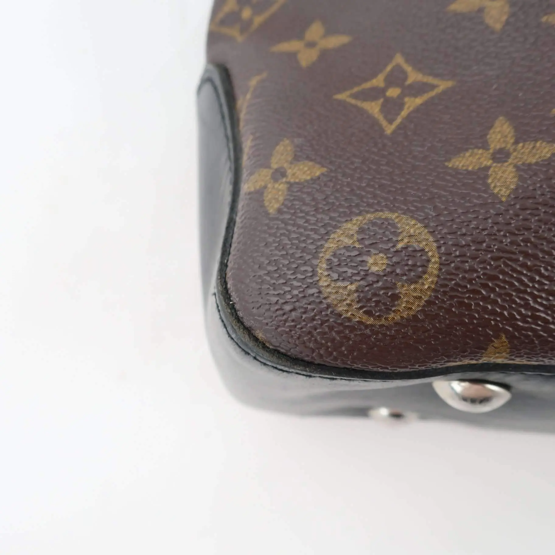 Louis Vuitton Kitan Monogram Macassar Canvas Crossbody Bag - Image 12