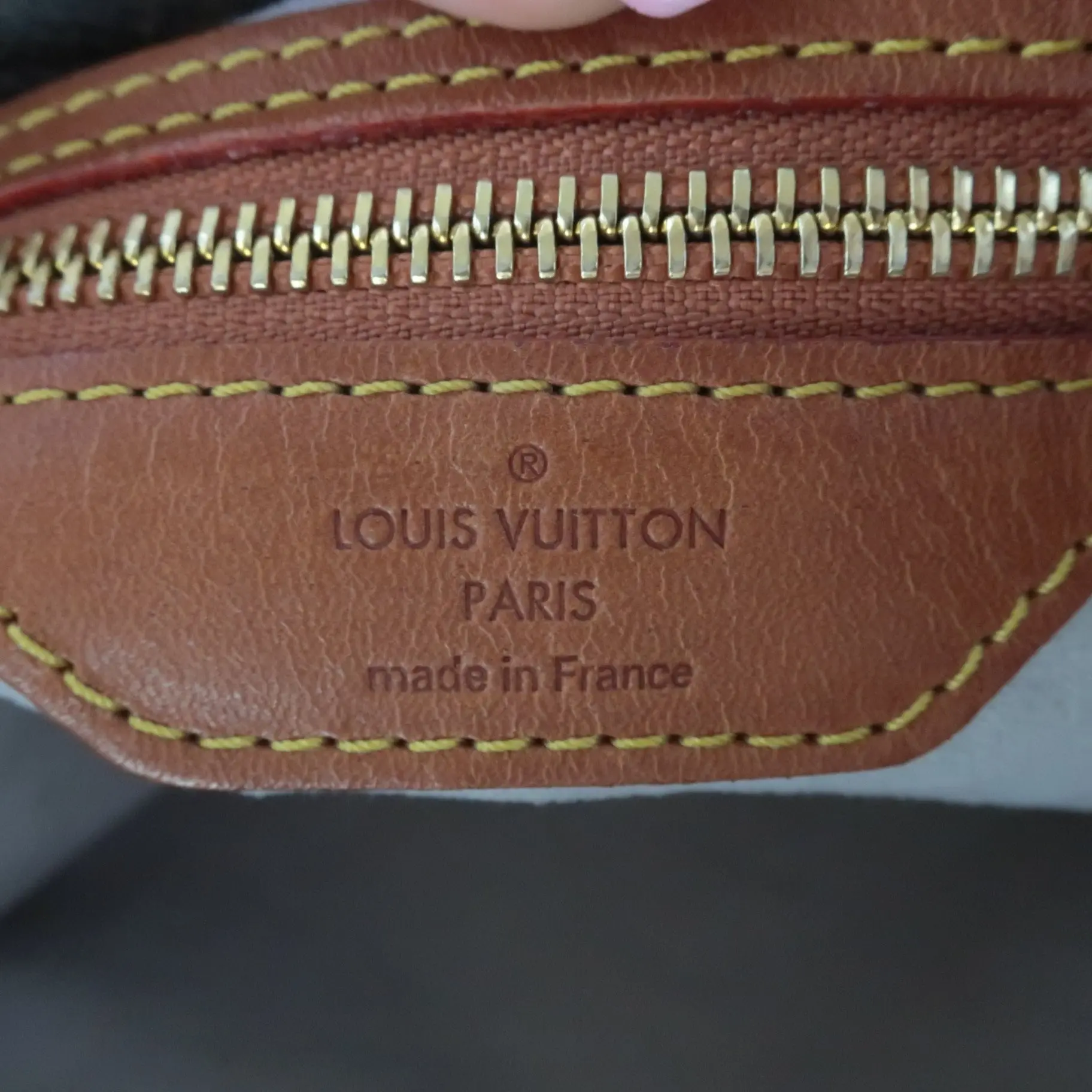 Louis Vuitton Limited Edition 2007 Silver Dentelle Fersen Bag - Image 11