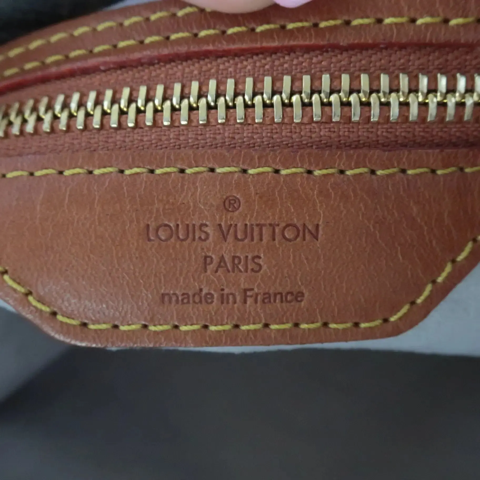 Louis Vuitton Limited Edition 2007 Silver Dentelle Fersen Bag - Image 12