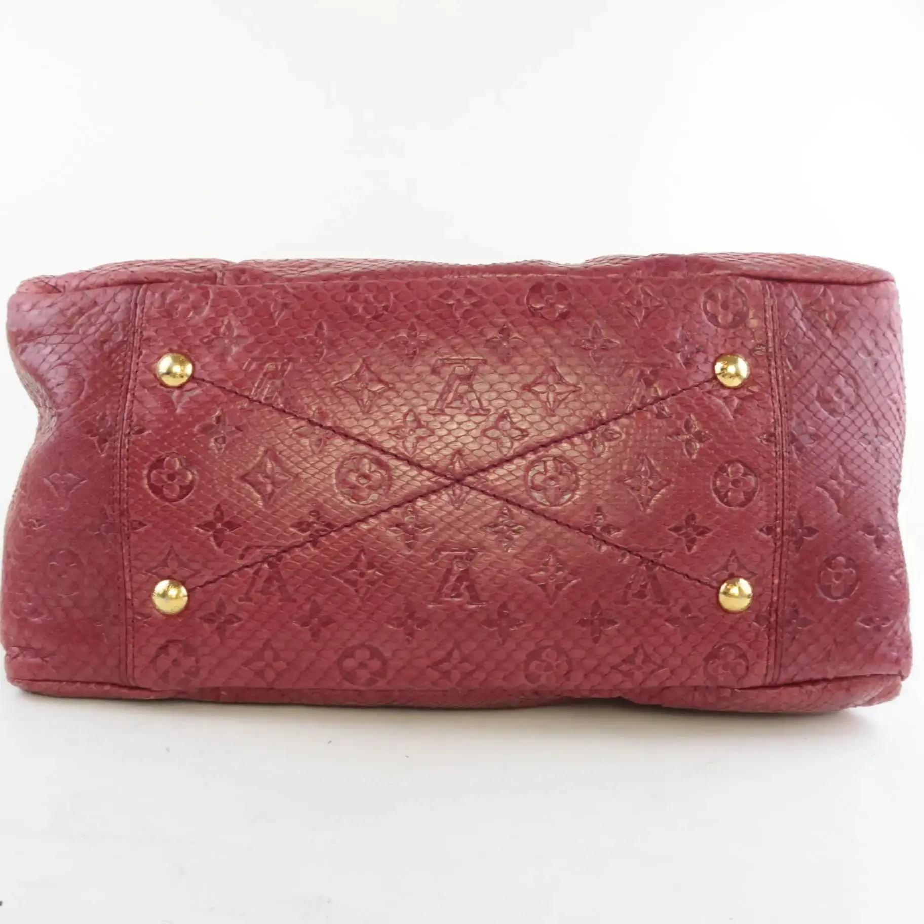 Louis Vuitton Limited Edition Artsy MM Python Bag - Image 9