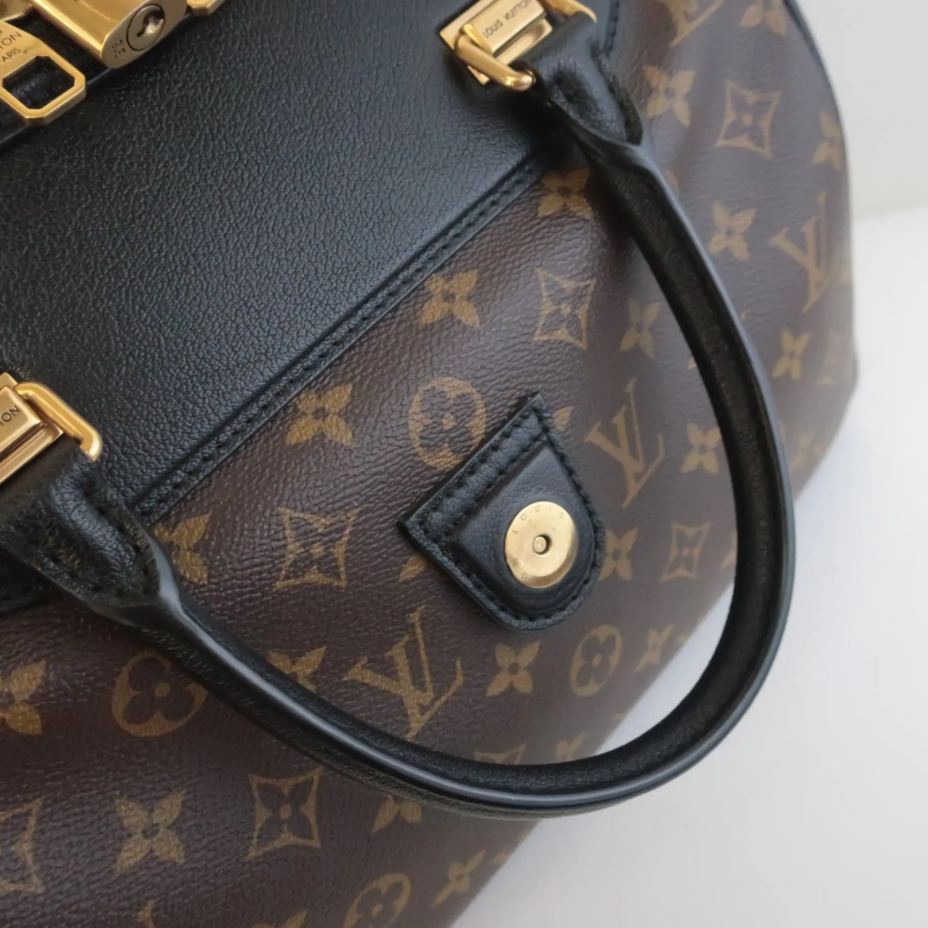 Louis Vuitton Black Monogram Golden Arrow Speedy Bag - Image 27