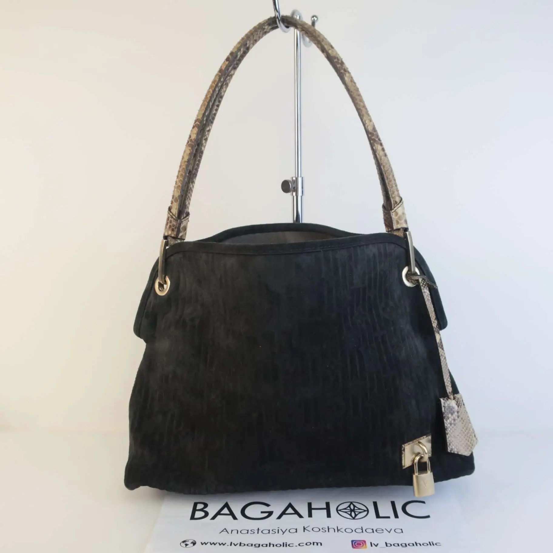 Louis Vuitton Limited Edition Kohl Monogram Embossed Suede Whisper PM Bag - Image 3