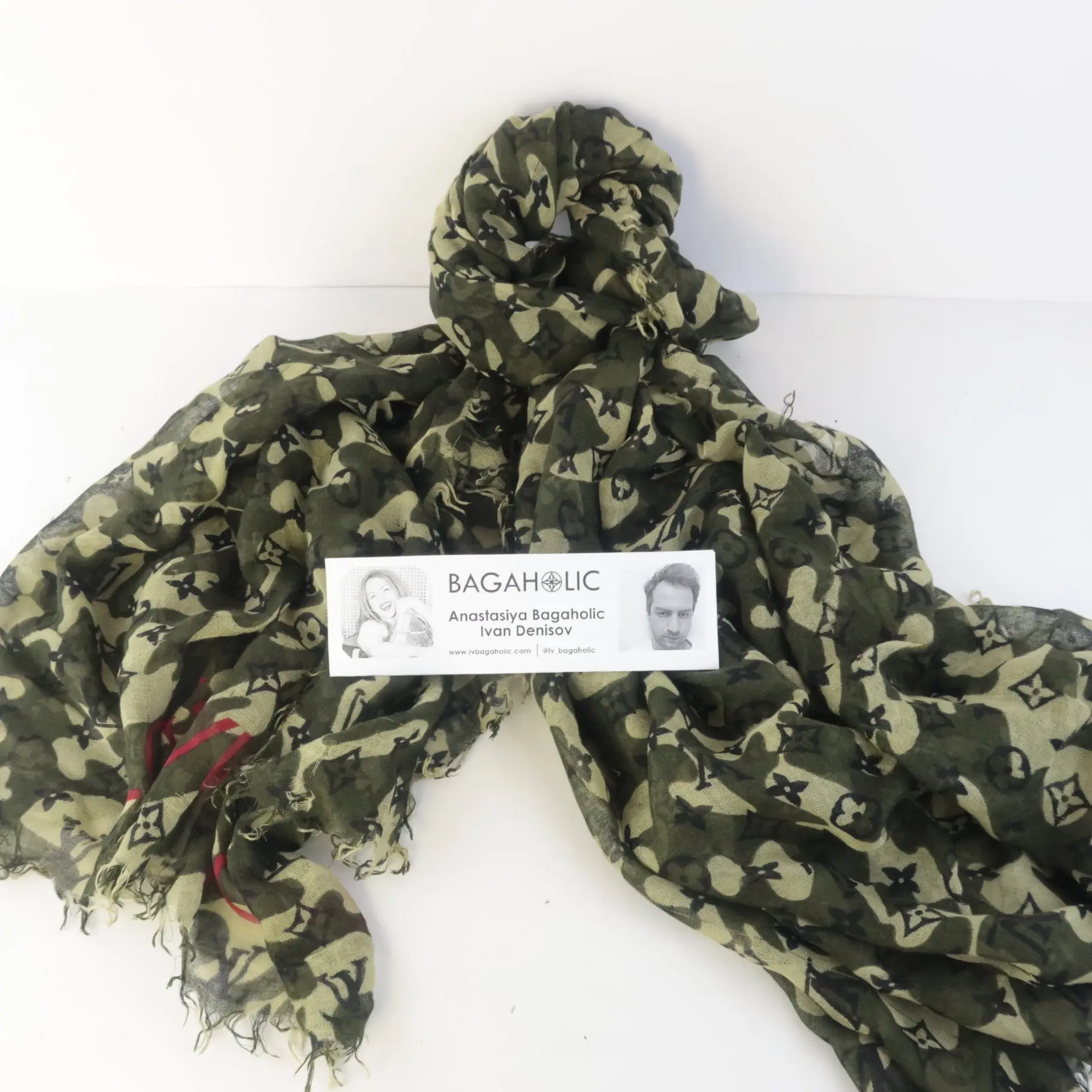 Louis Vuitton Monogramouflage/Camouflage Takashi Murakami Stole/Shawl (728) - Image 3