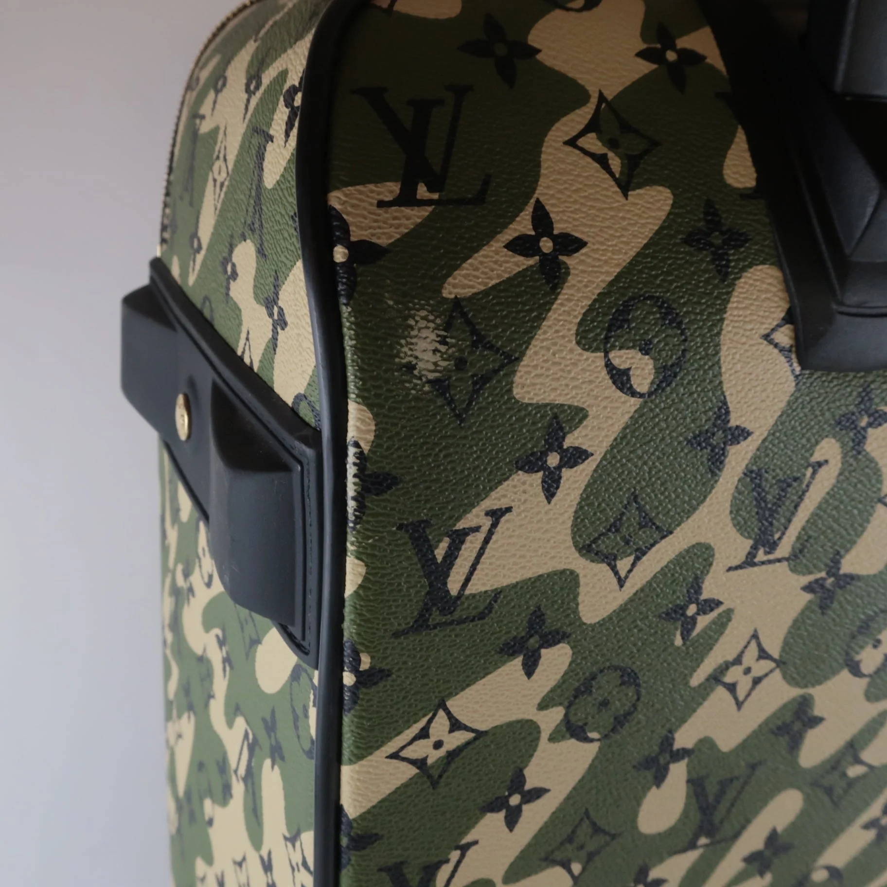 Louis Vuitton Limited Edition Monogramouflage Pegase 55 Suitcase (732) - Image 11