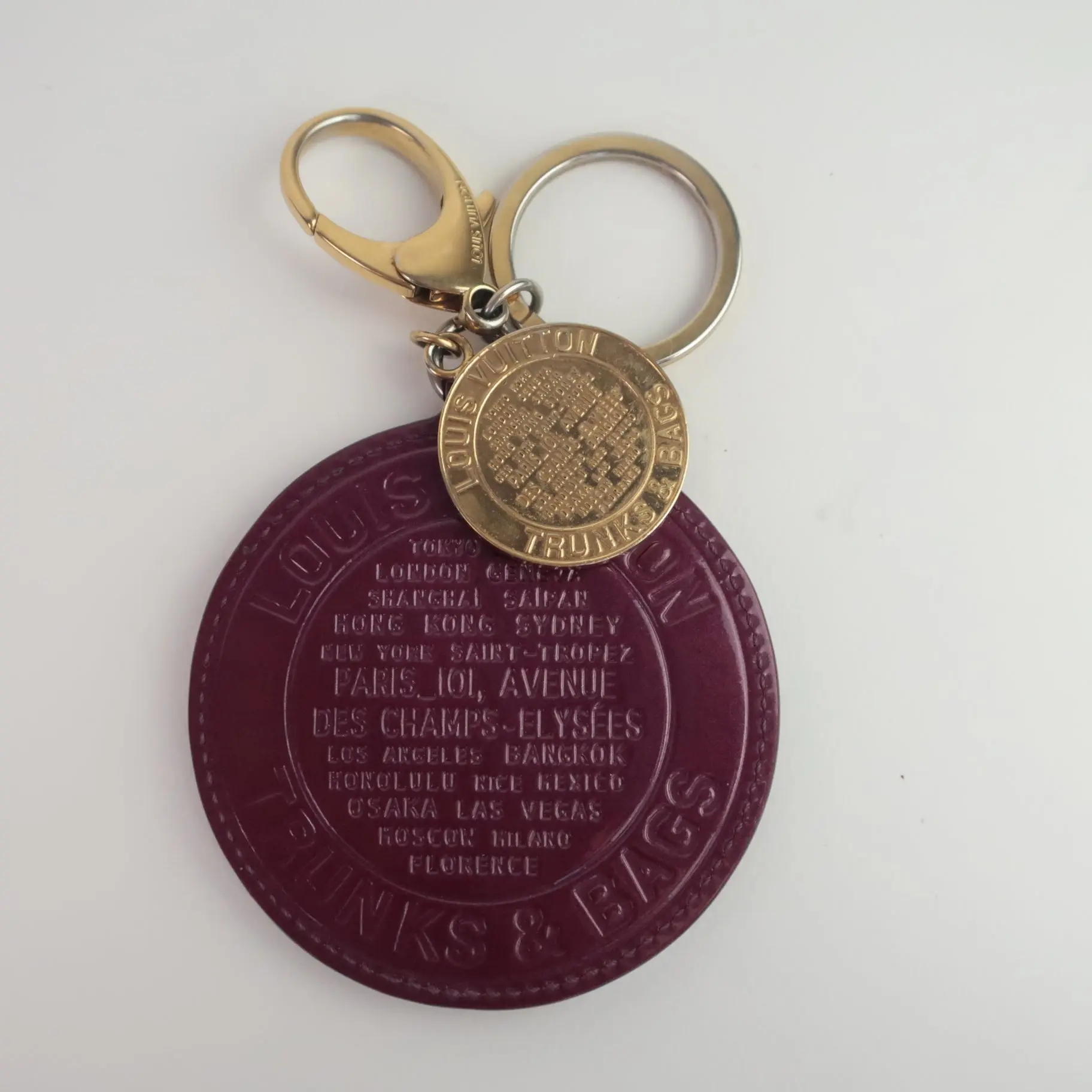 Louis Vuitton Limited Edition Violette Vernis Trunks & Bags Key and Bag Charm - Image 2
