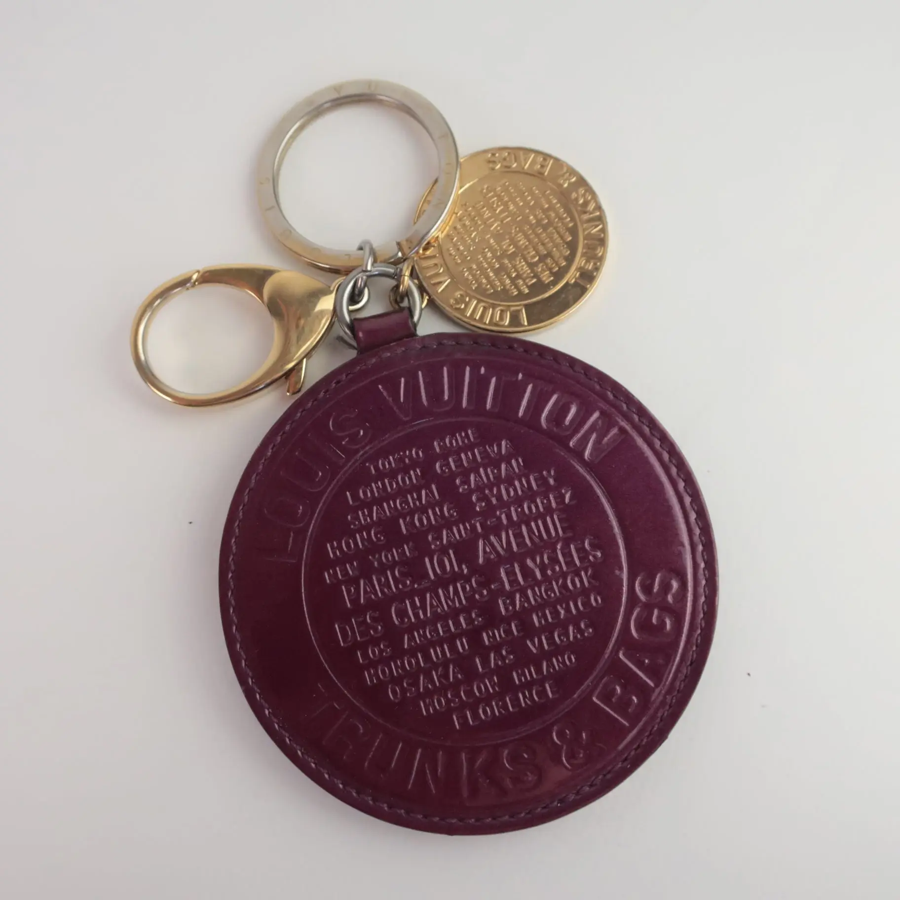 Louis Vuitton Limited Edition Violette Vernis Trunks & Bags Key and Bag Charm - Image 3