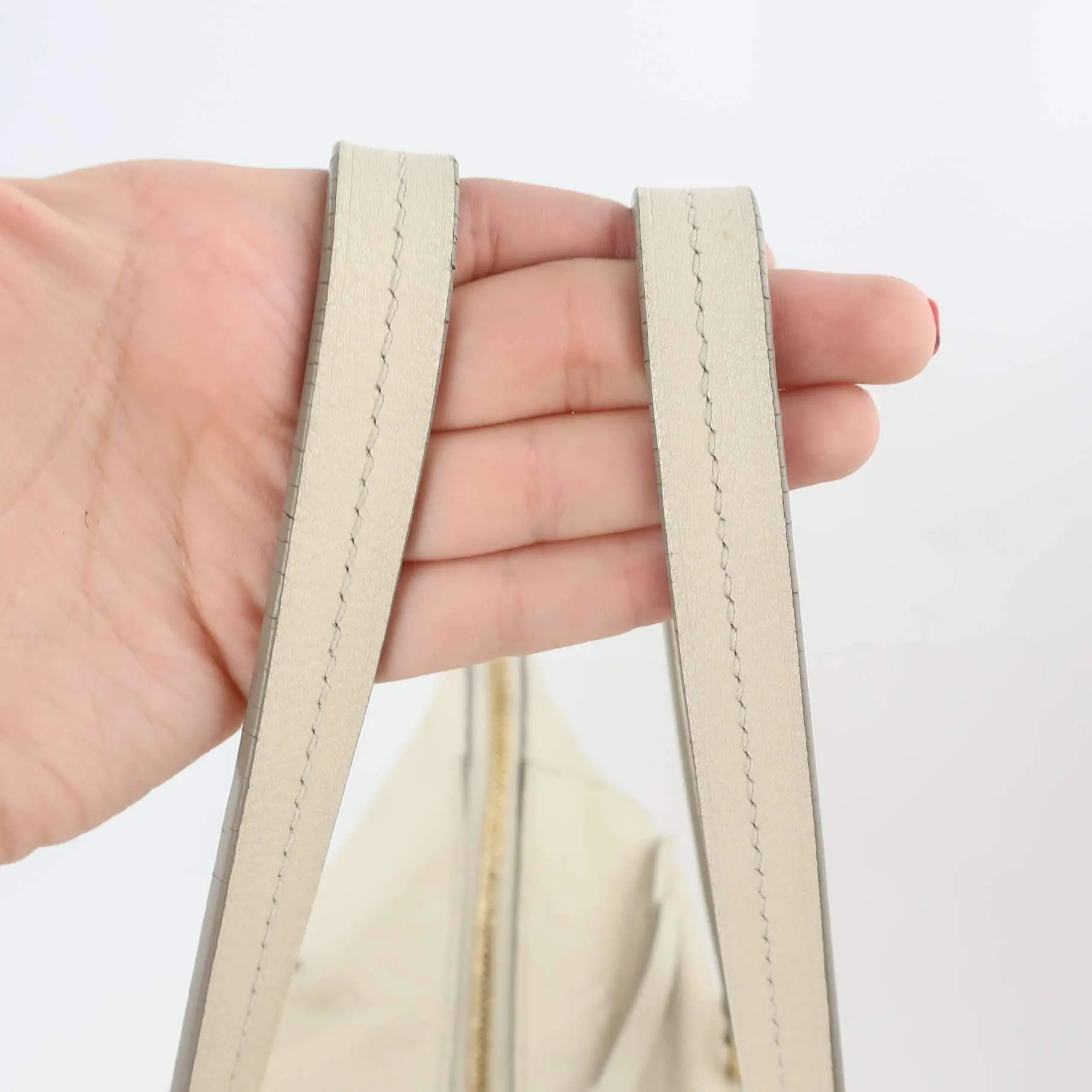 Louis Vuitton Lumineuse PM Empreinte Neige Bag - Image 9