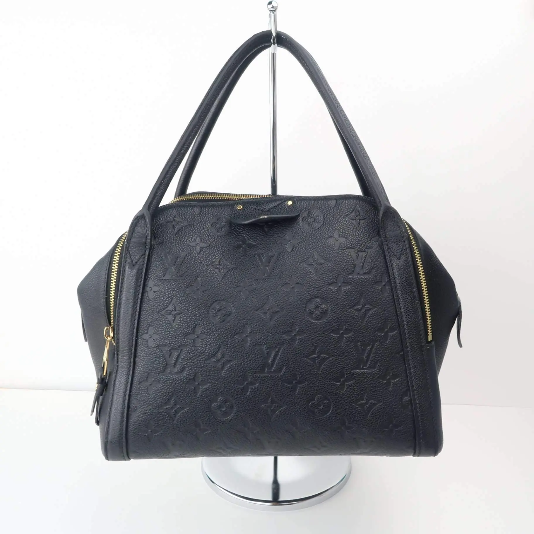 Louis Vuitton Marais MM Empreinte Noir Black Bag - Image 2