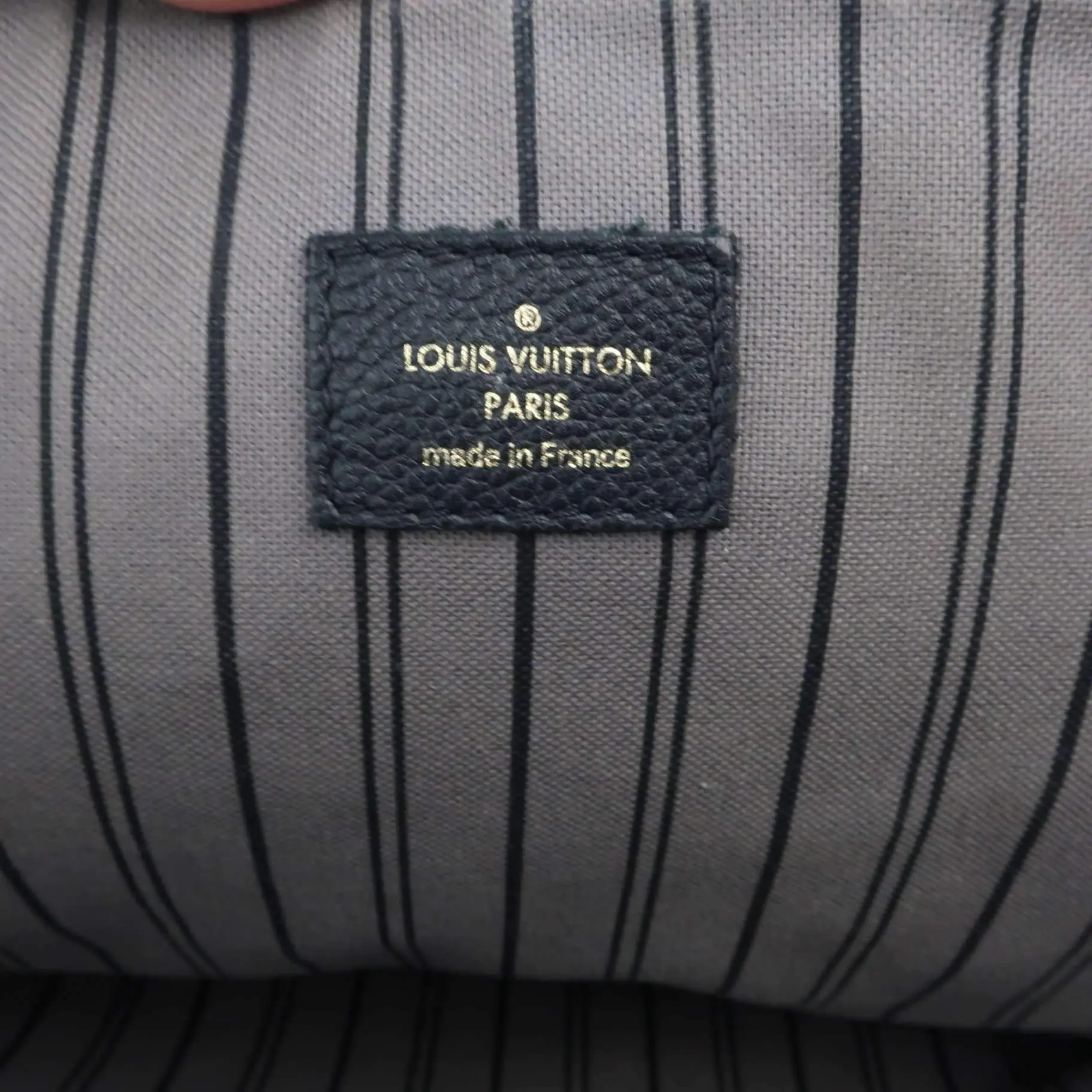 Louis Vuitton Marais MM Empreinte Noir Black Bag - Image 7