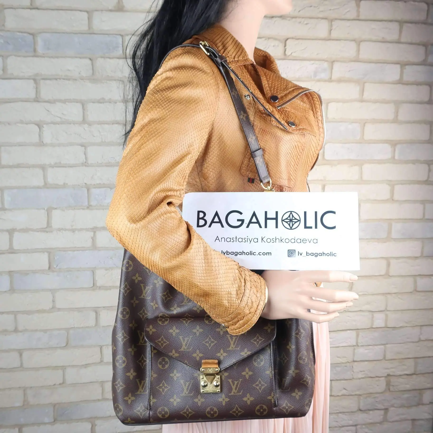 Louis Vuitton Metis Hobo Monogram Bag - Image 2