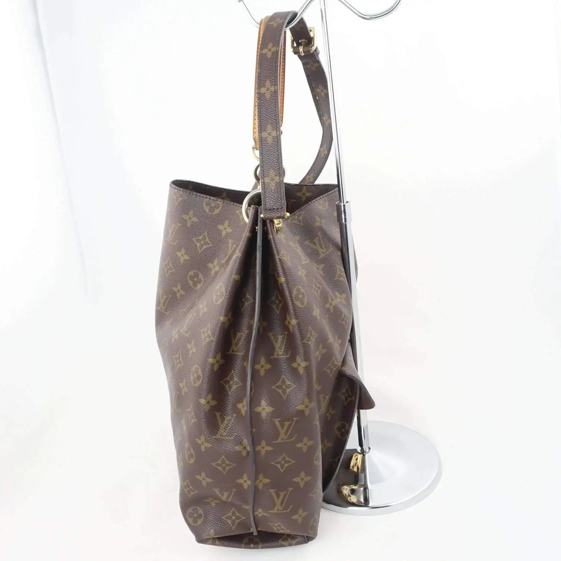 Louis Vuitton Metis Hobo Monogram Bag - Image 6
