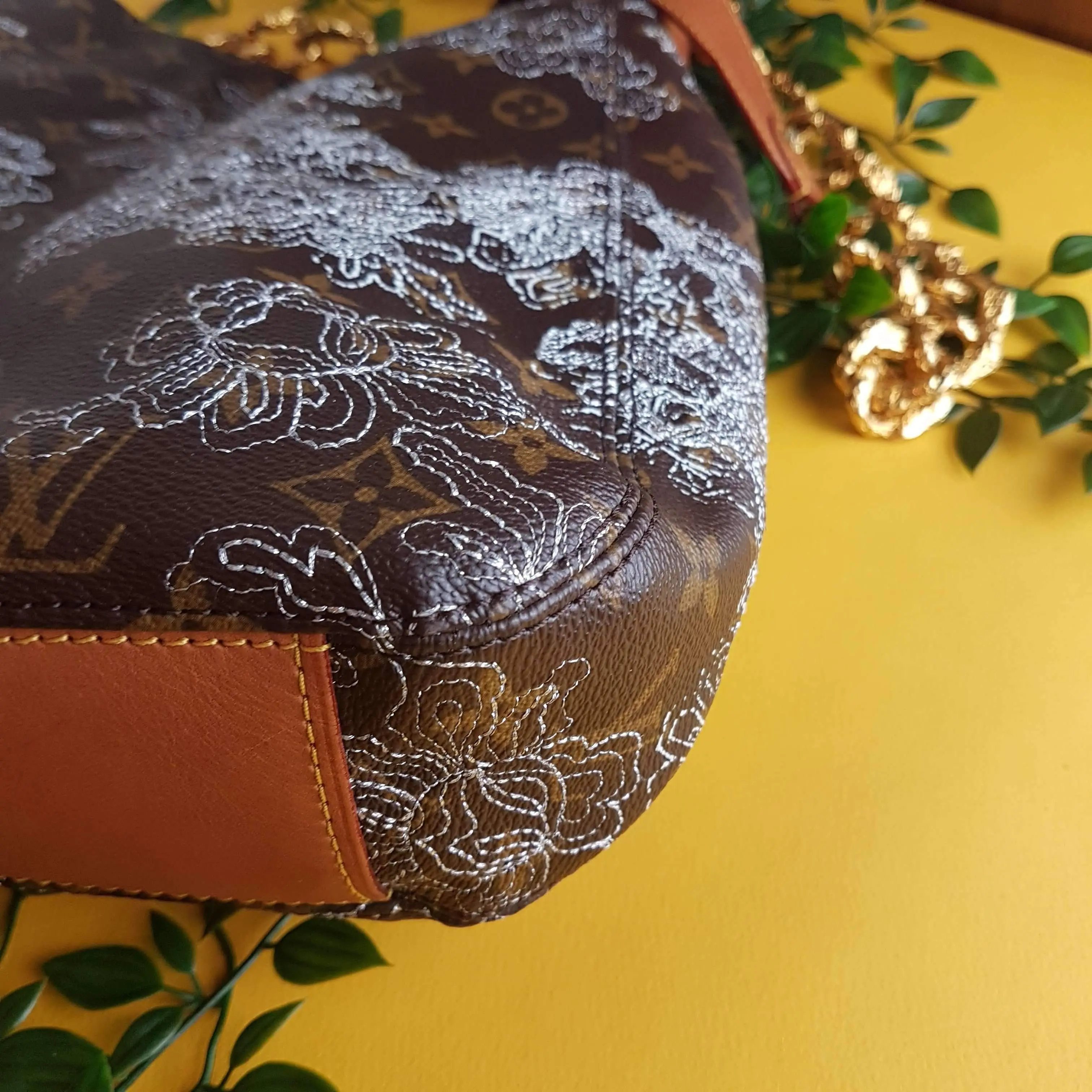 Louis Vuitton Fersen Dentellle Silver Monogram bag - Image 9