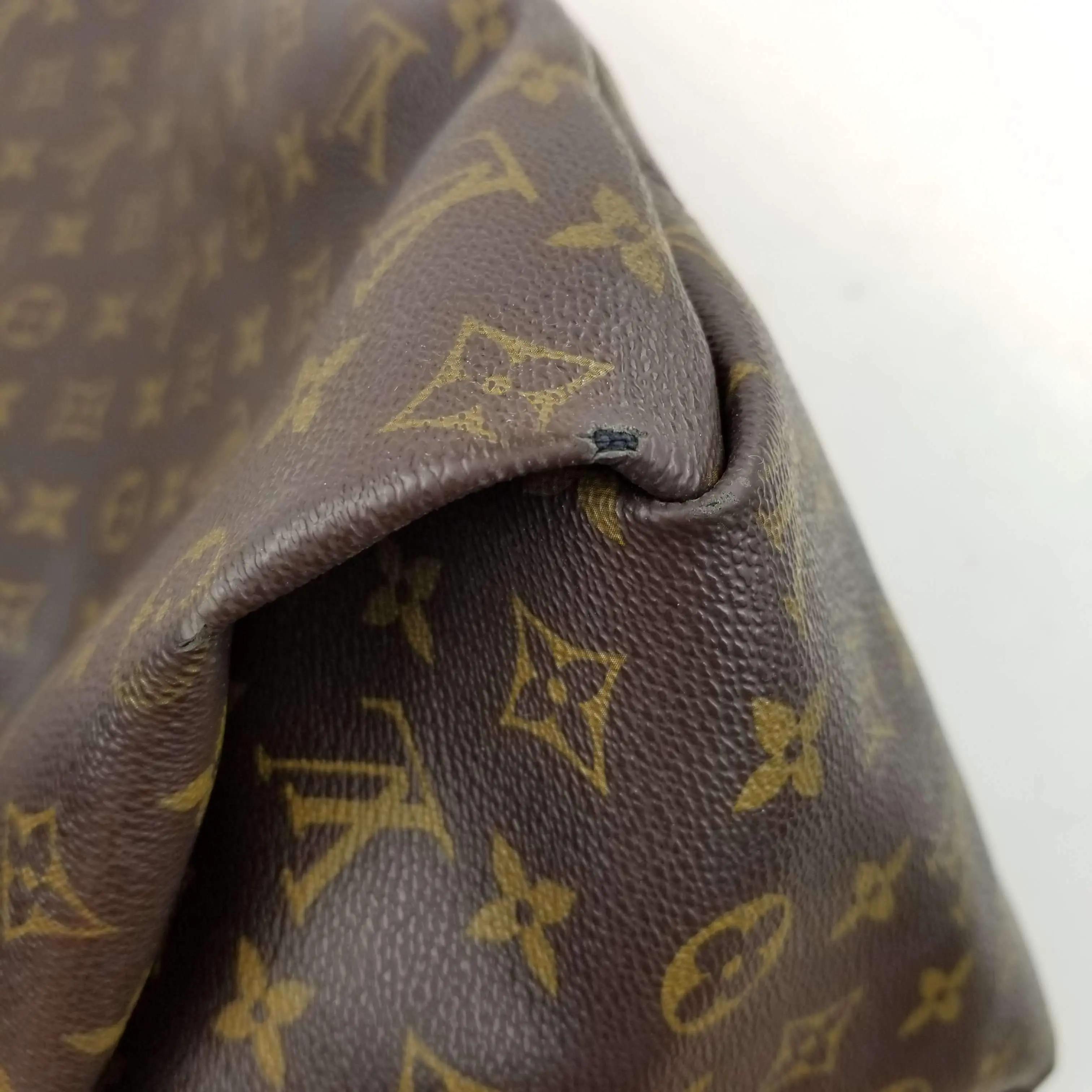 Louis Vuitton Monogram Canvas Artsy MM Bag - Image 11