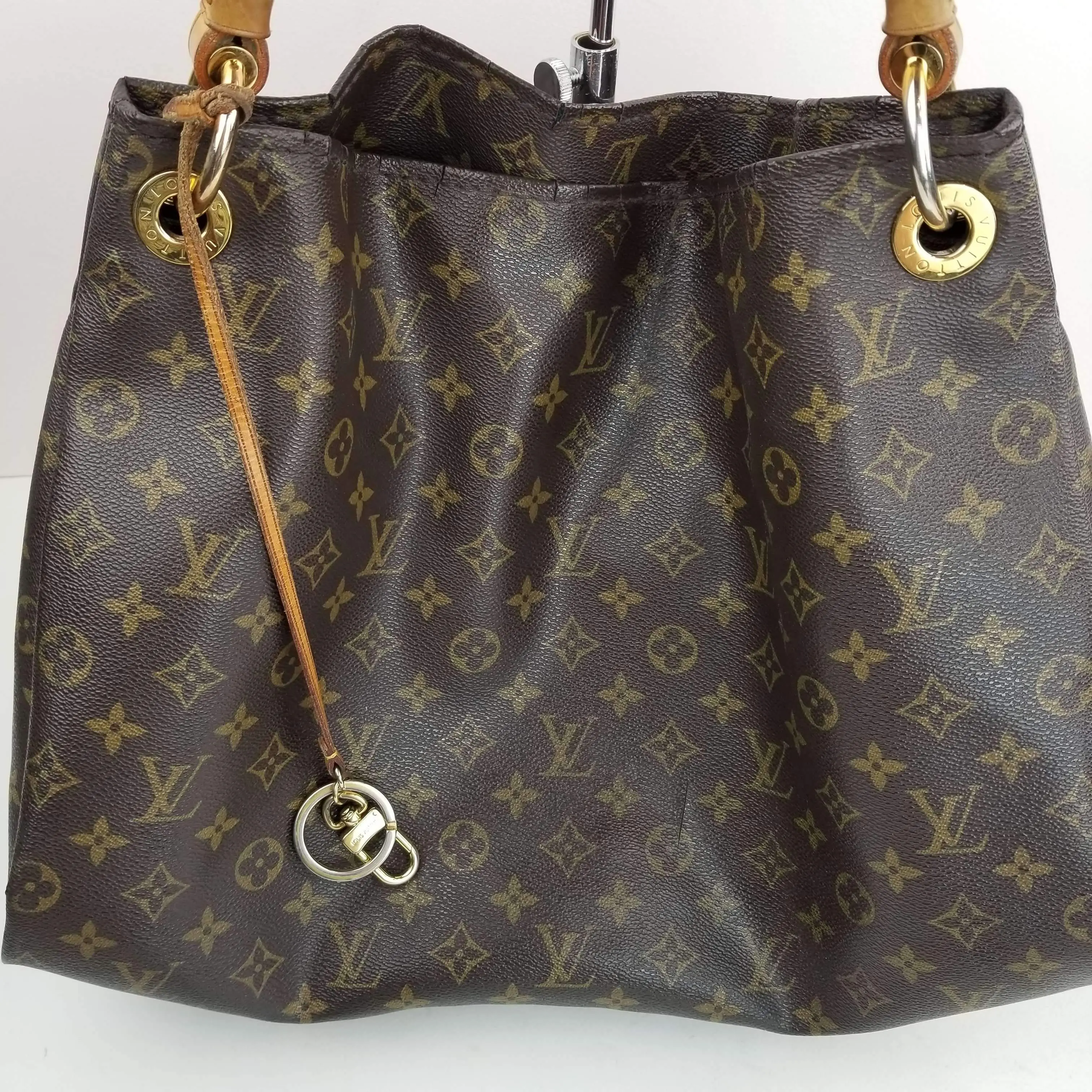 Louis Vuitton Monogram Canvas Artsy MM Bag - Image 4