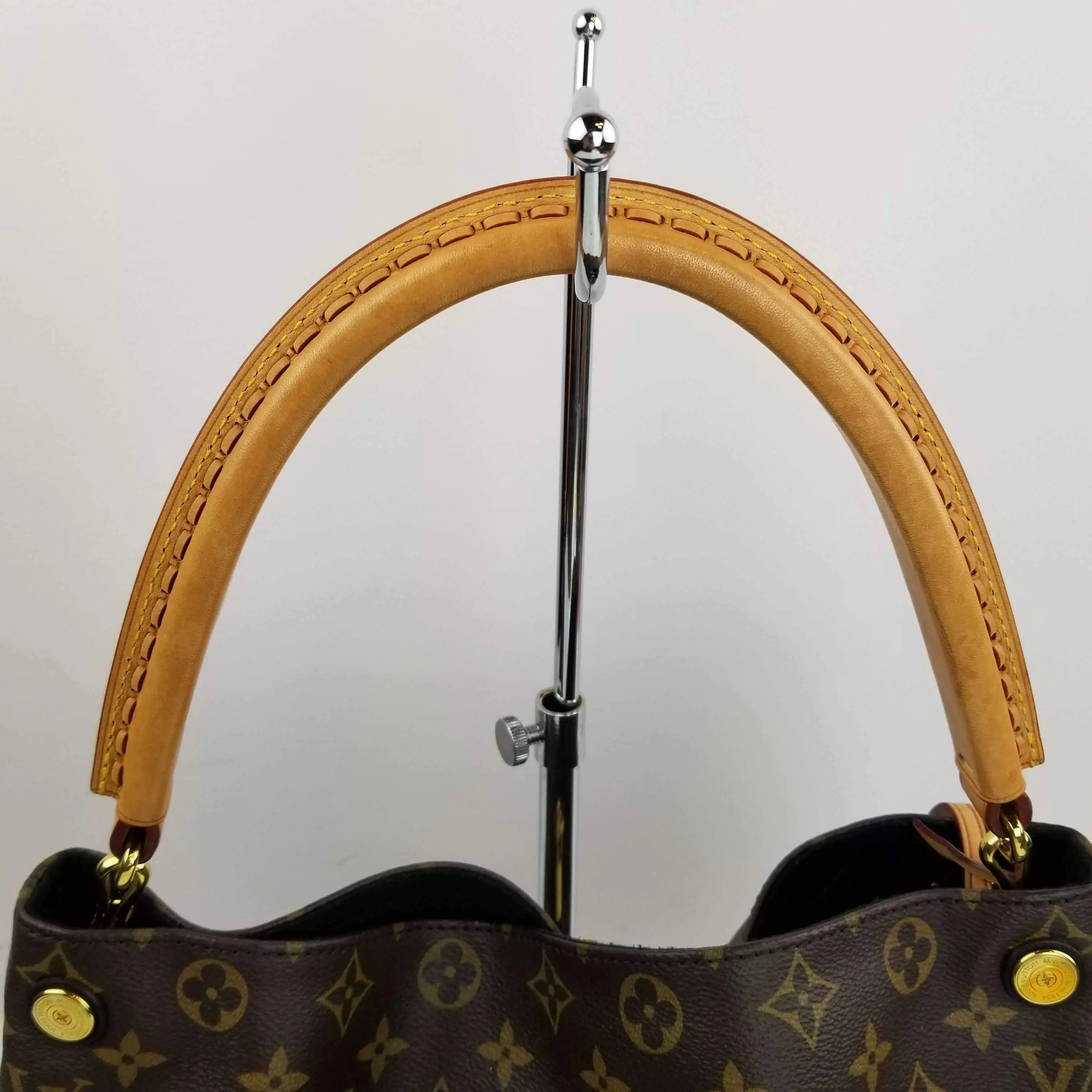 Louis Vuitton Monogram Canvas Noir Black Gaia Bag - Image 25
