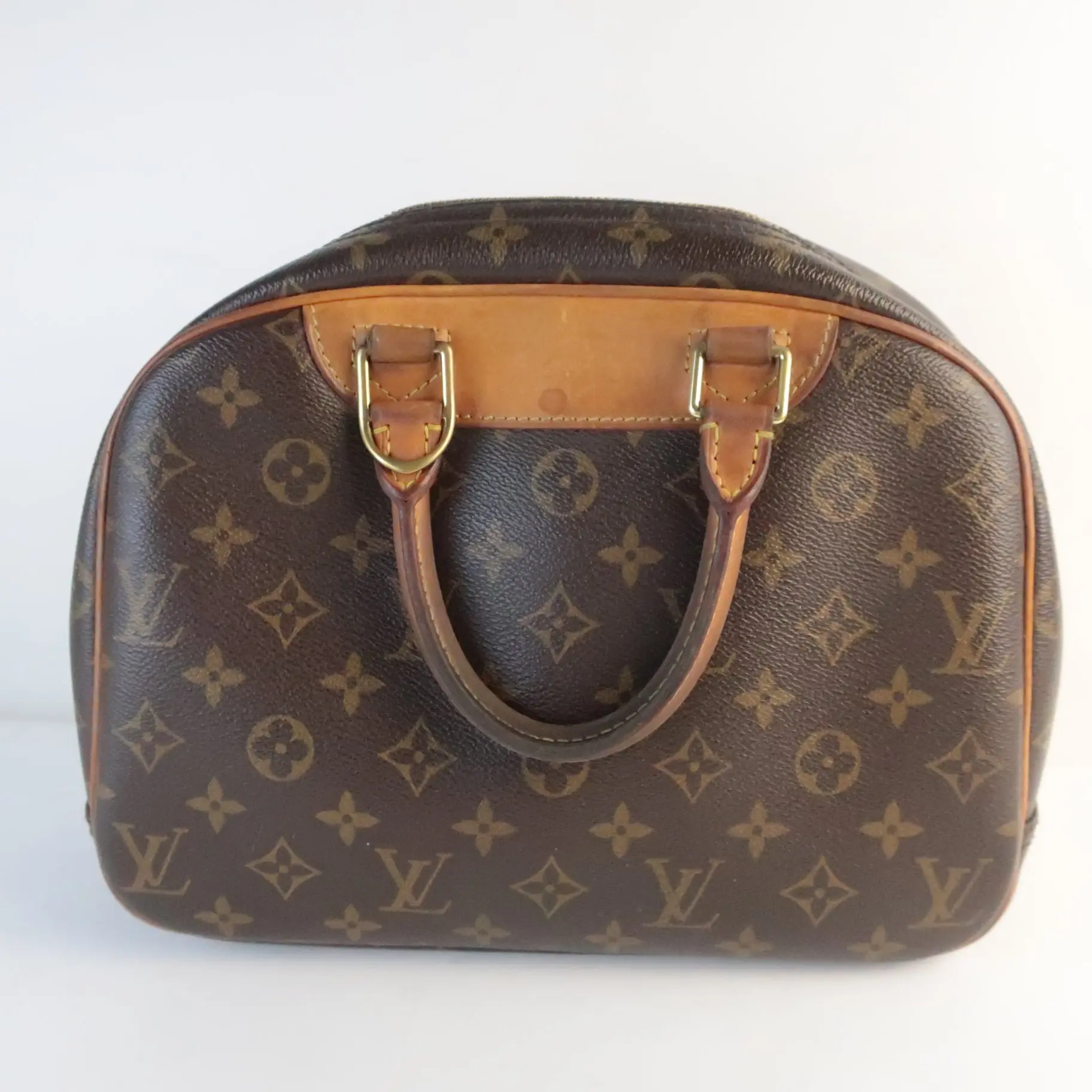 Louis Vuitton Monogram Canvas Deauville Bag - Image 4