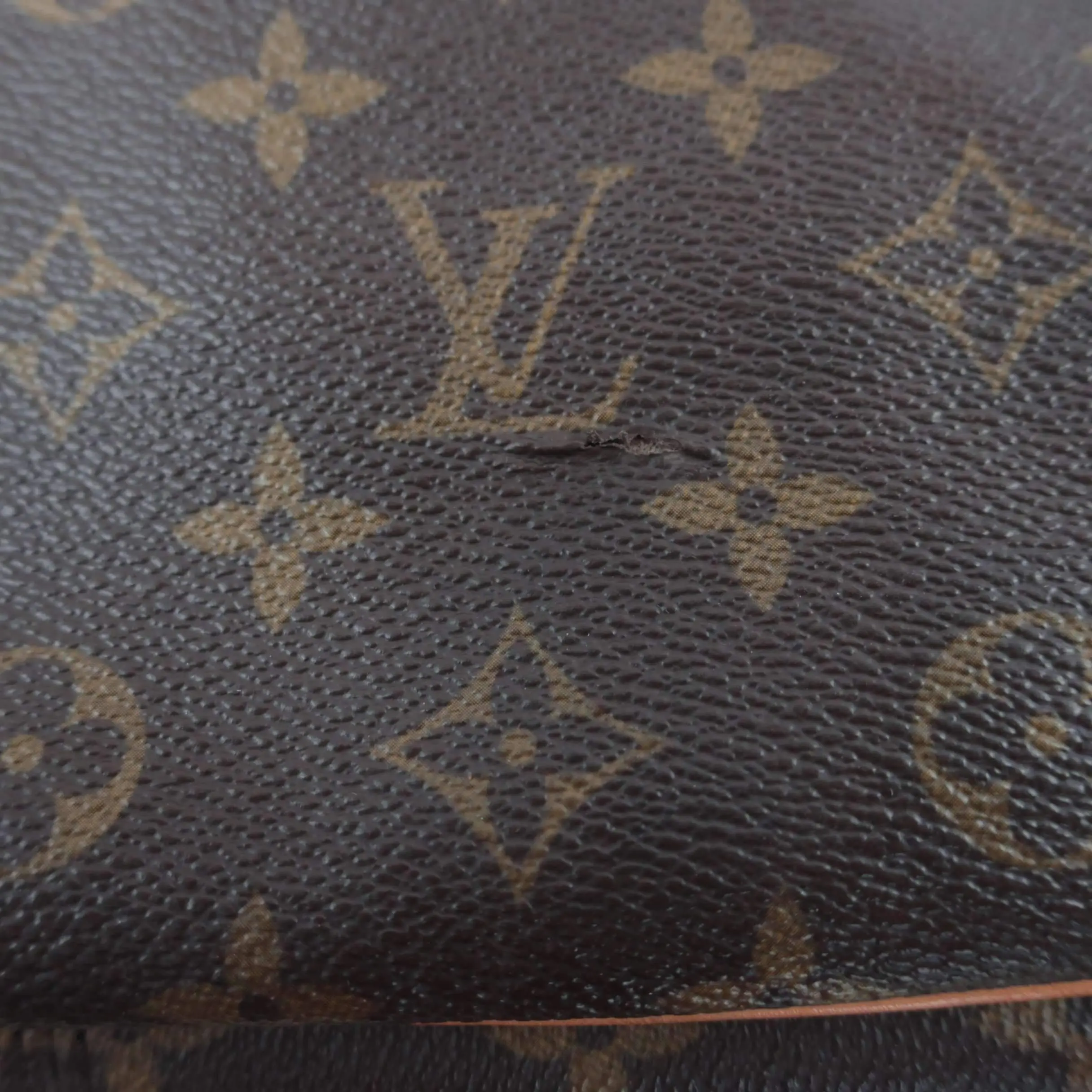 Louis Vuitton Monogram Canvas Galliera GM Bag - Image 11