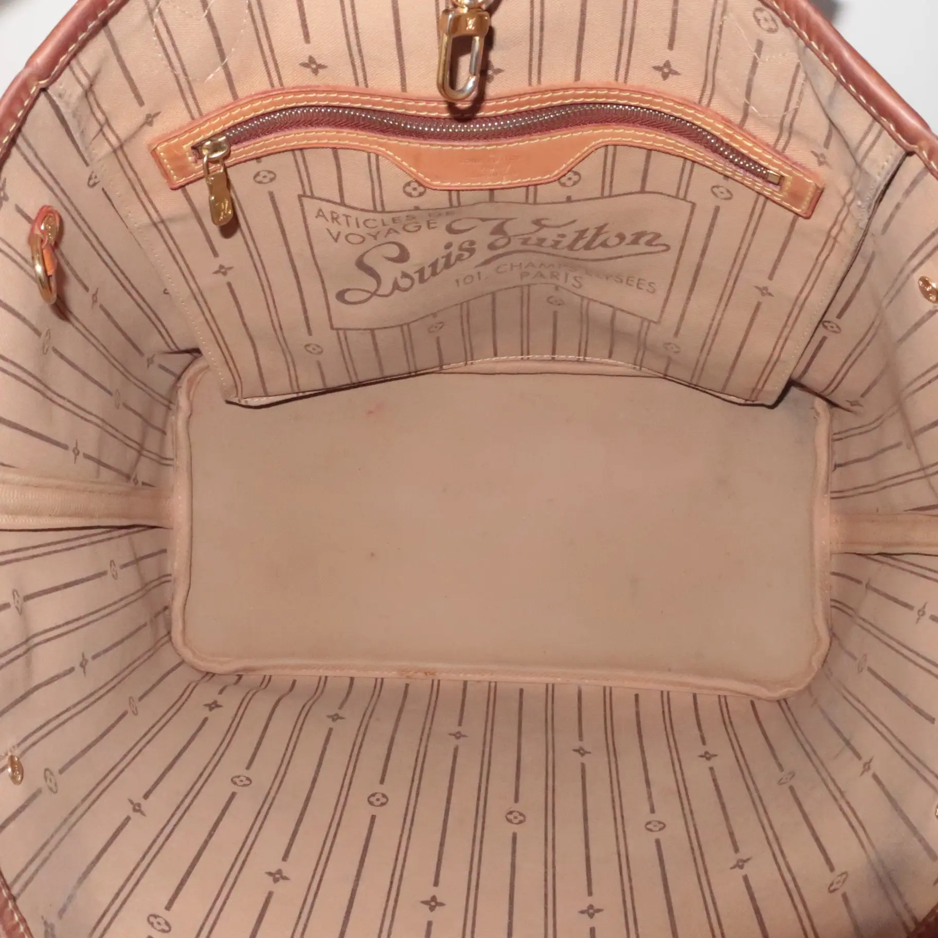 Louis Vuitton Monogram Canvas Neverfull MM Bag - Image 5