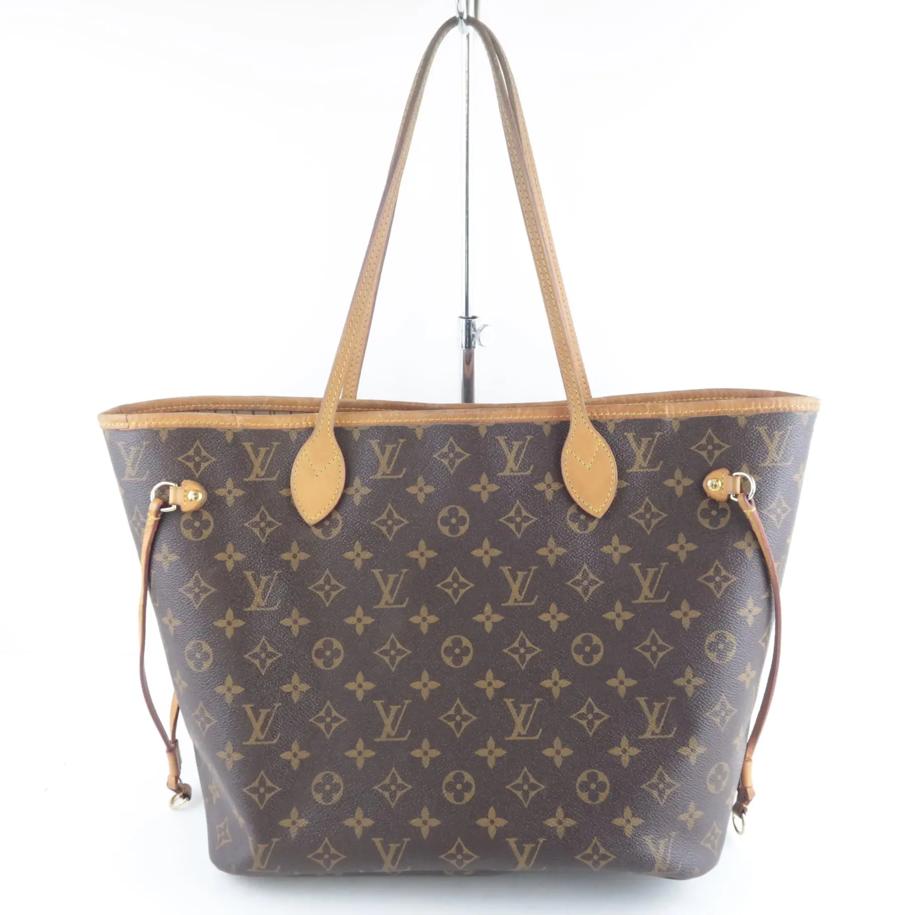 Louis Vuitton Monogram Canvas Neverfull MM Bag With Pouch - Image 4