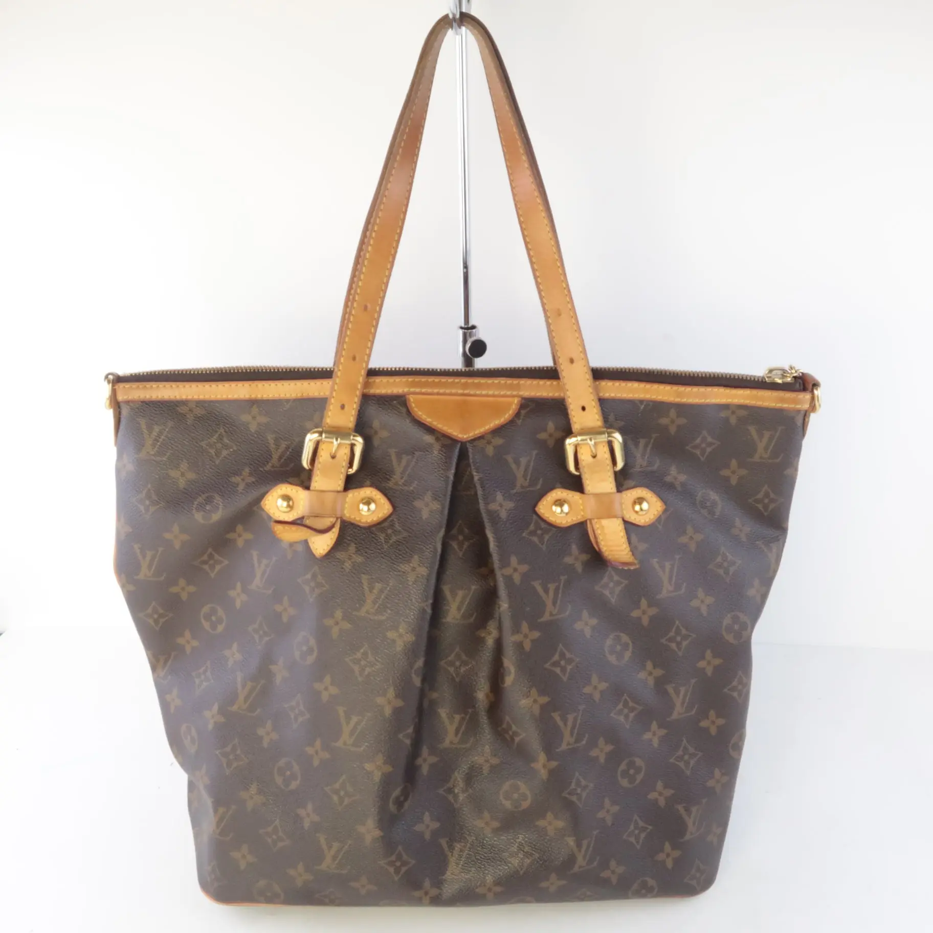 Louis Vuitton Monogram Palermo GM Shoulder Bag - Image 16