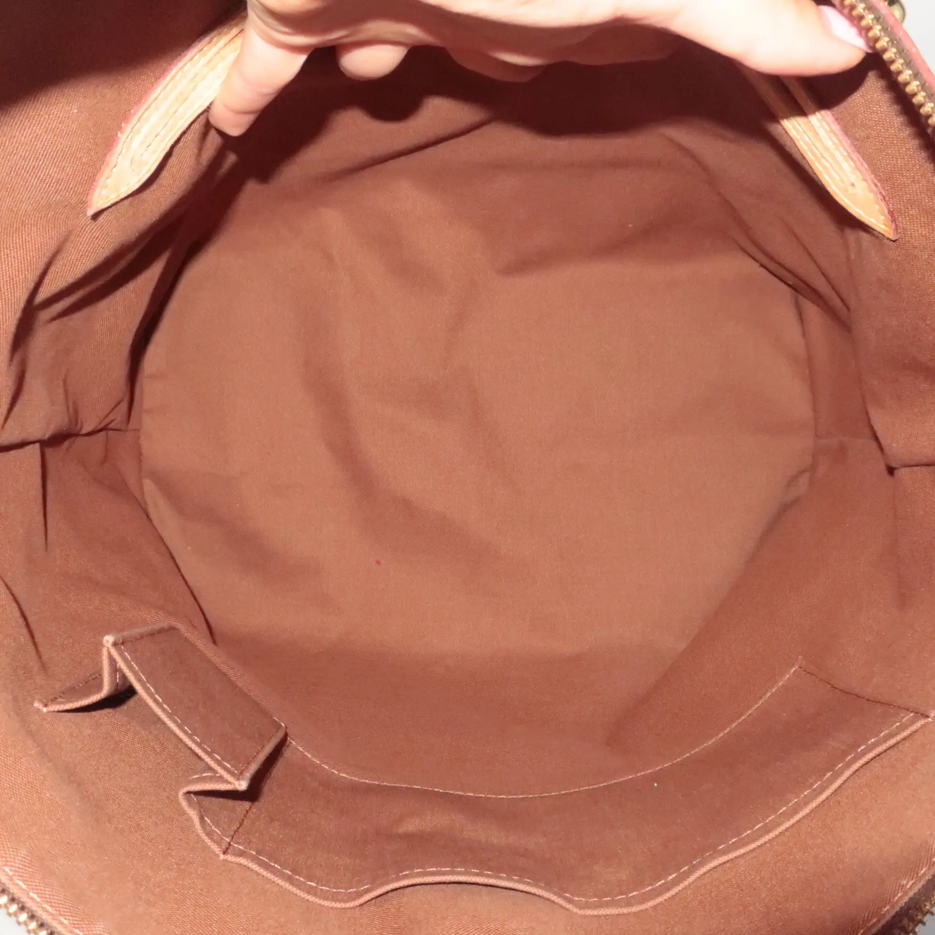 Louis Vuitton Monogram Palermo GM Bag - Image 10