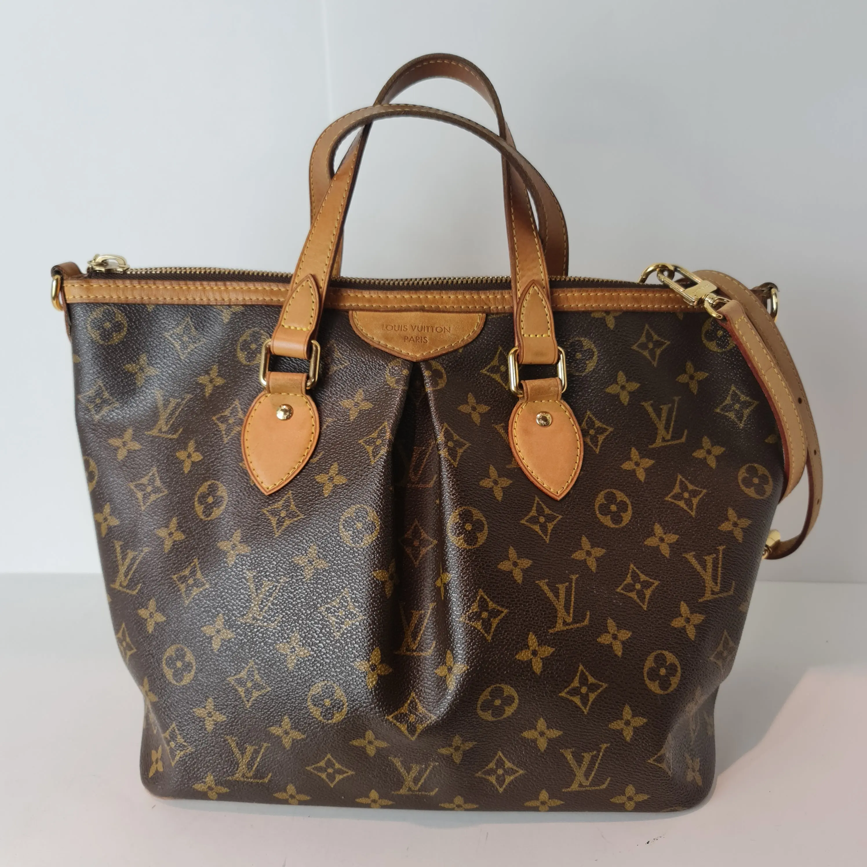 Louis Vuitton Monogram Canvas Palermo PM Bag (770) - Image 3