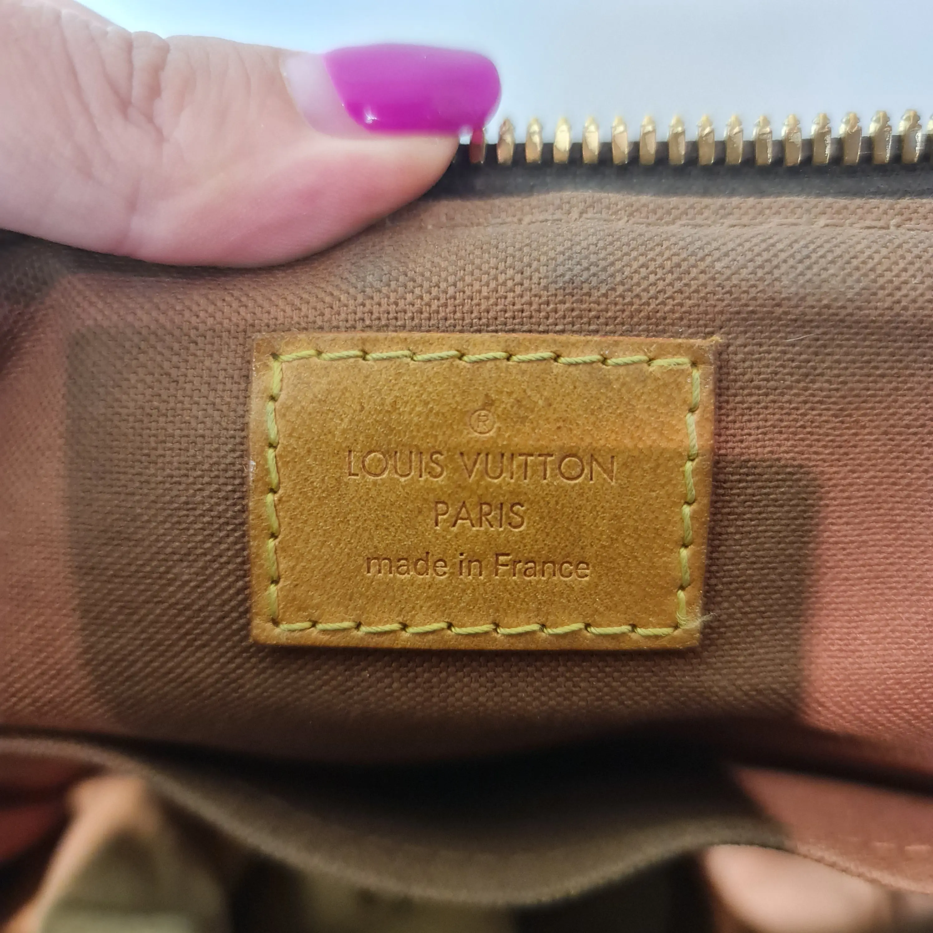 Louis Vuitton Monogram Canvas Palermo PM Bag (770) - Image 4