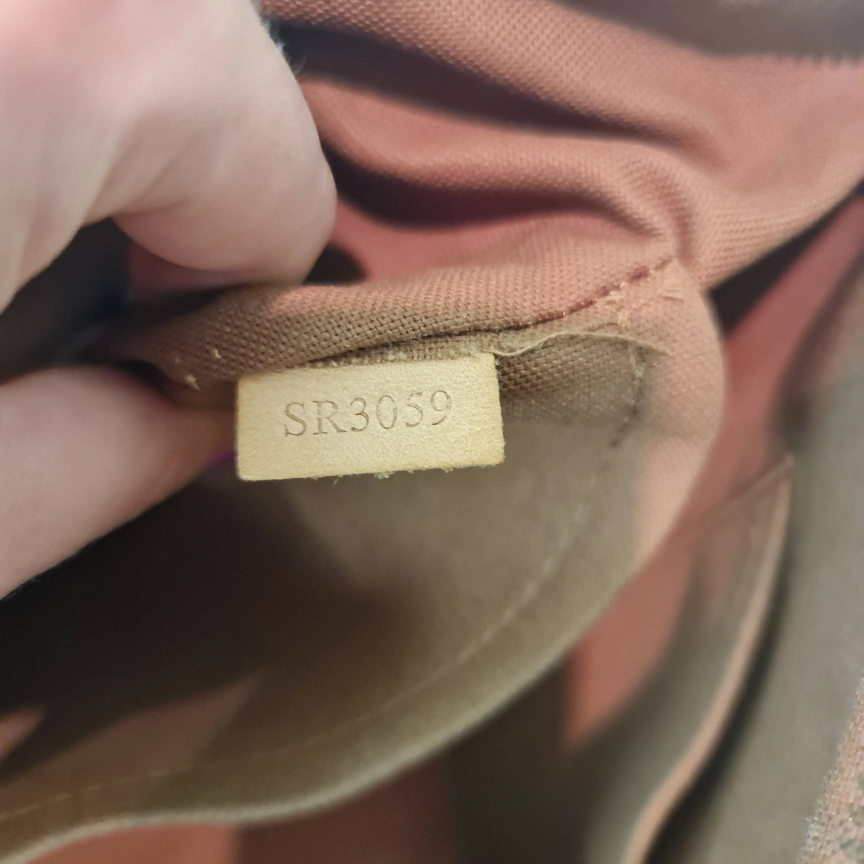 Louis Vuitton Monogram Canvas Palermo PM Bag (770) - Image 6