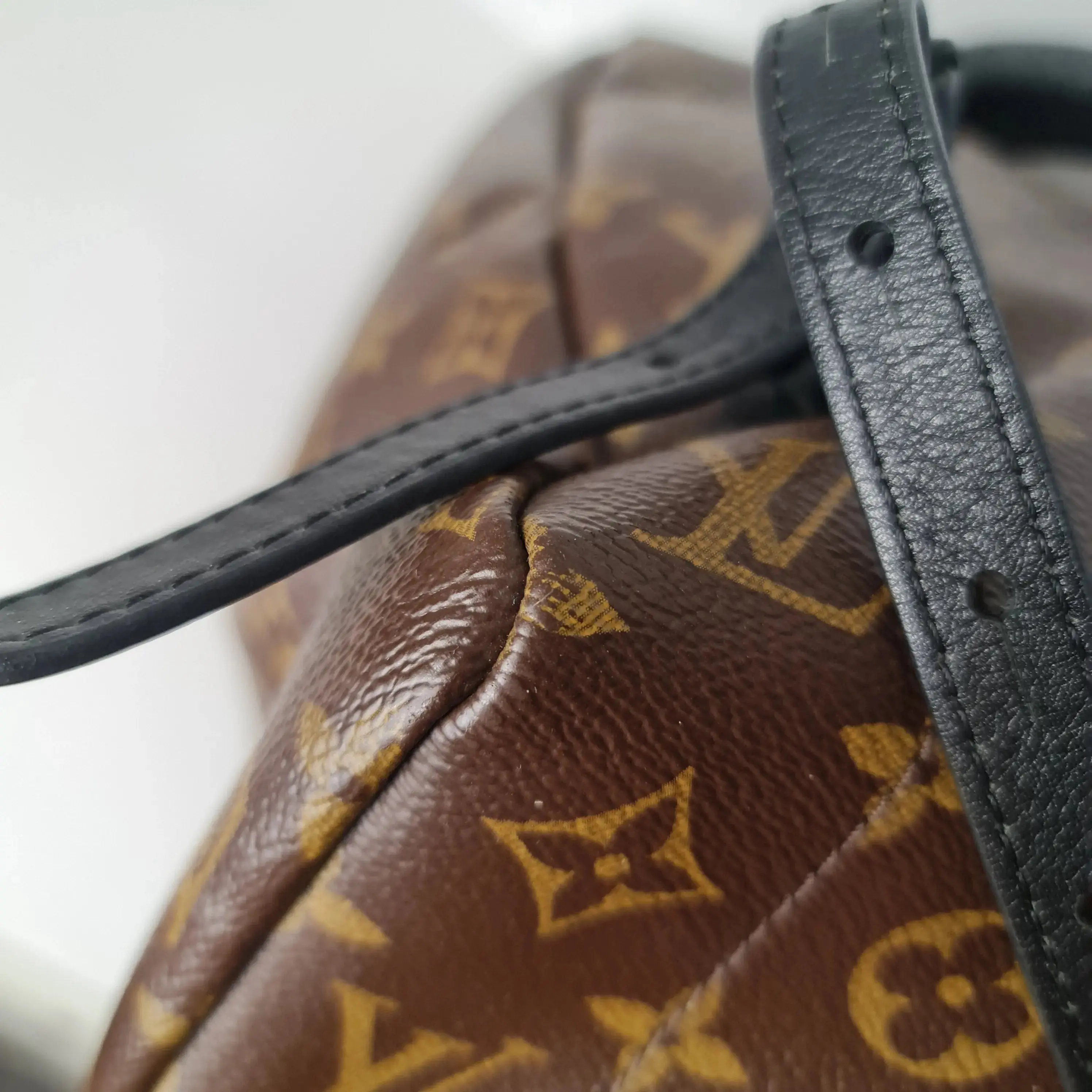 Louis Vuitton Monogram Canvas Palm Springs MM Backpack (766) - Image 18