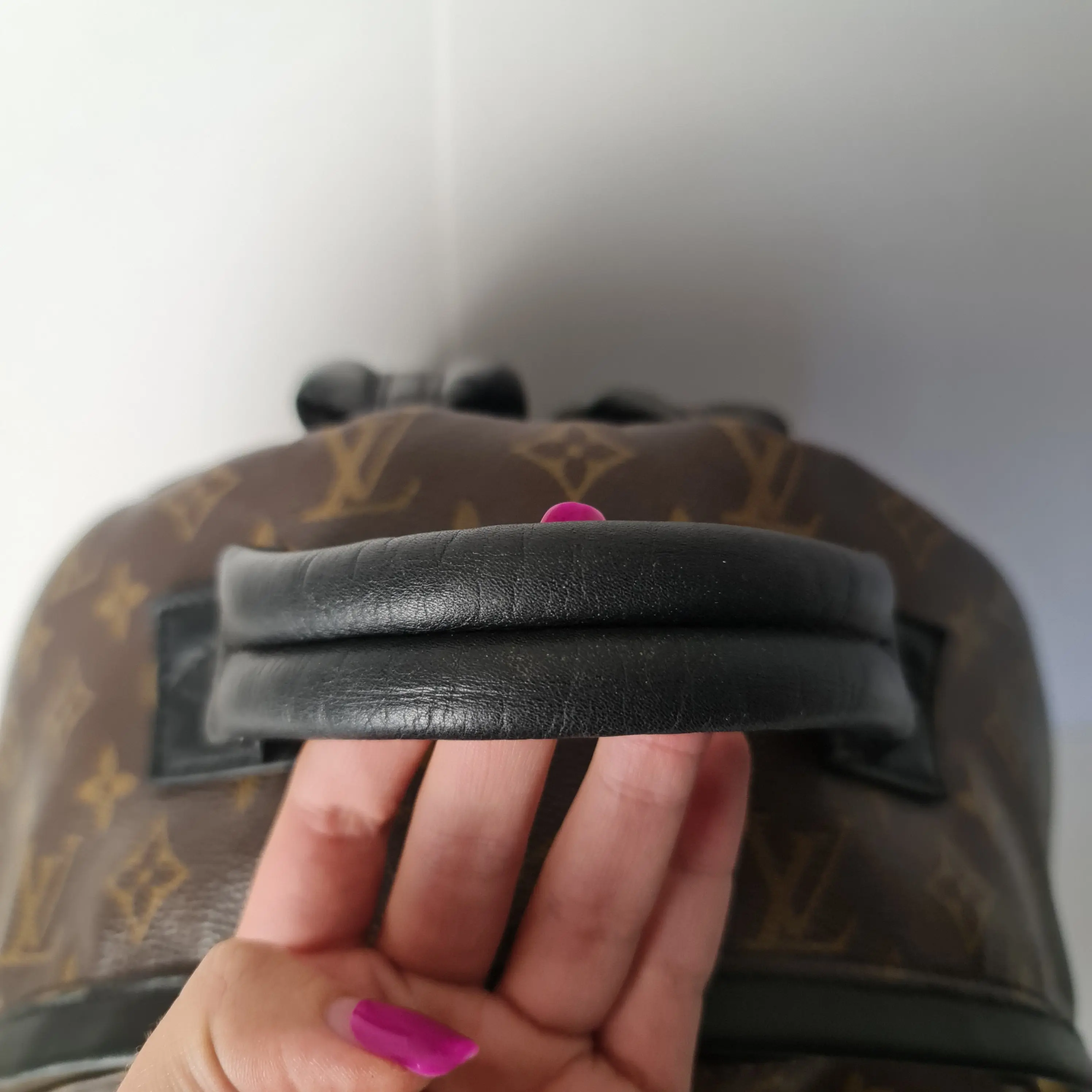 Louis Vuitton Monogram Canvas Palm Springs MM Backpack (766) - Image 30