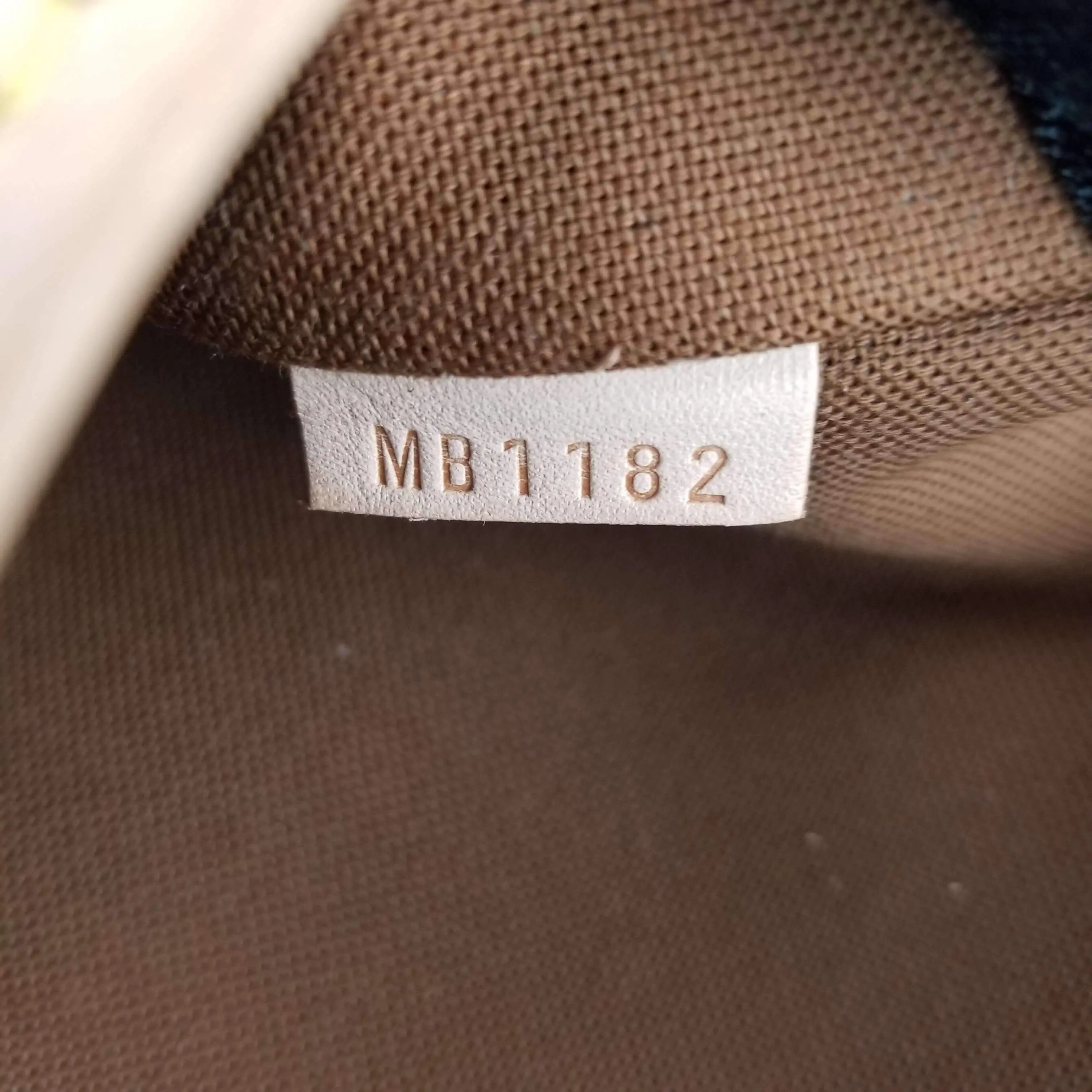 Louis Vuitton Monogram Canvas Saumur PM Bag - Image 14