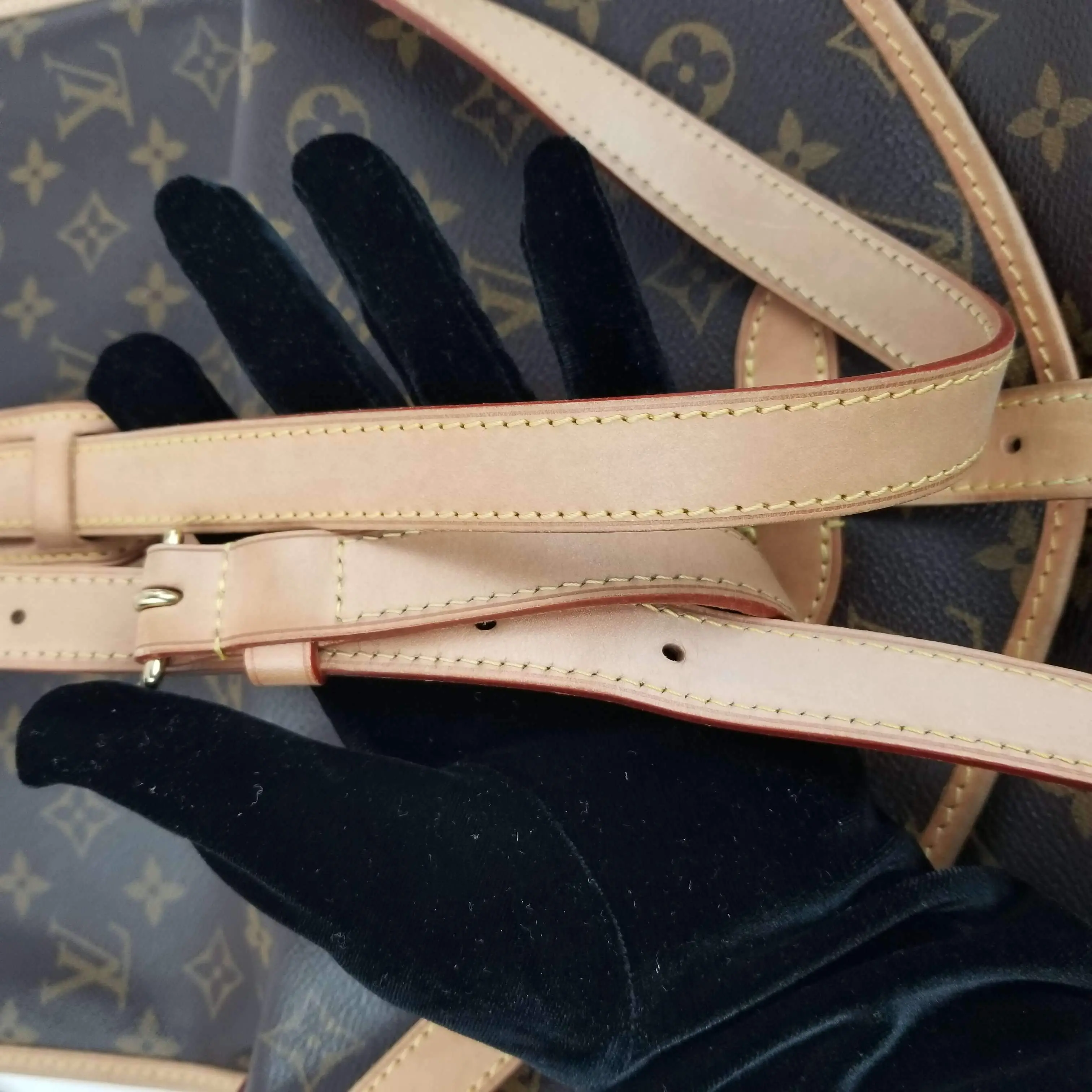 Louis Vuitton Monogram Canvas Saumur PM Bag - Image 18