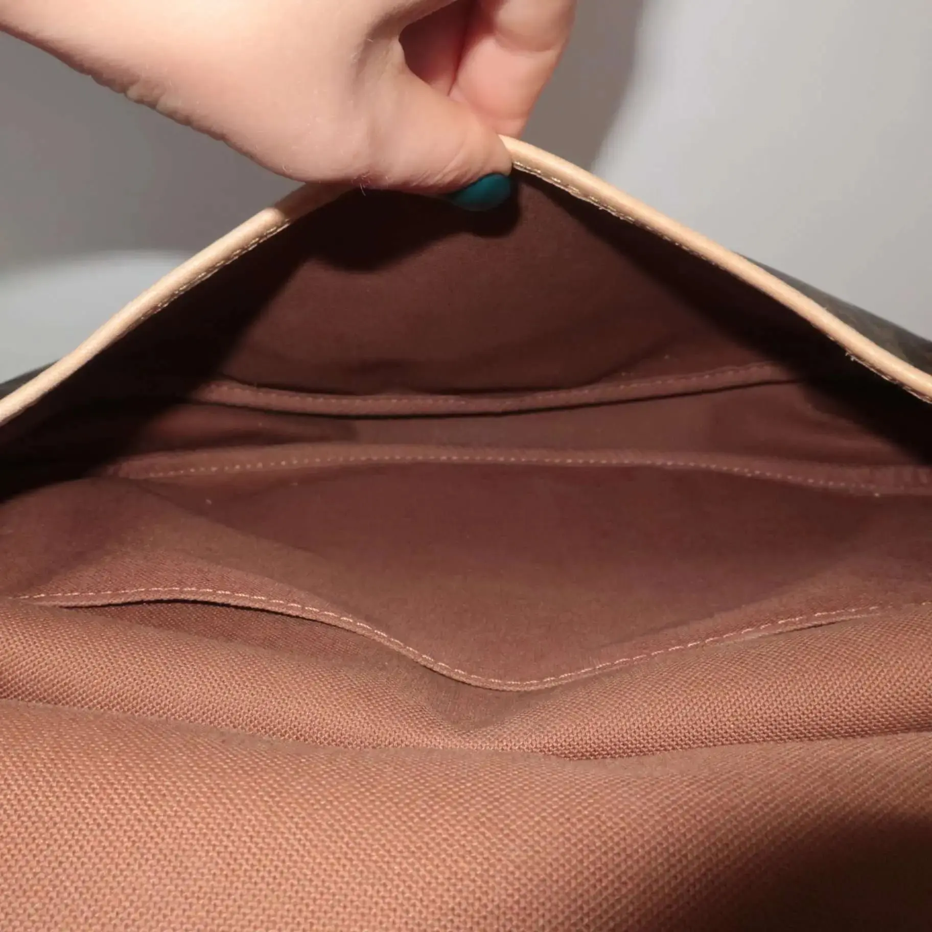 Louis Vuitton Monogram Saumur PM Bag - Image 6