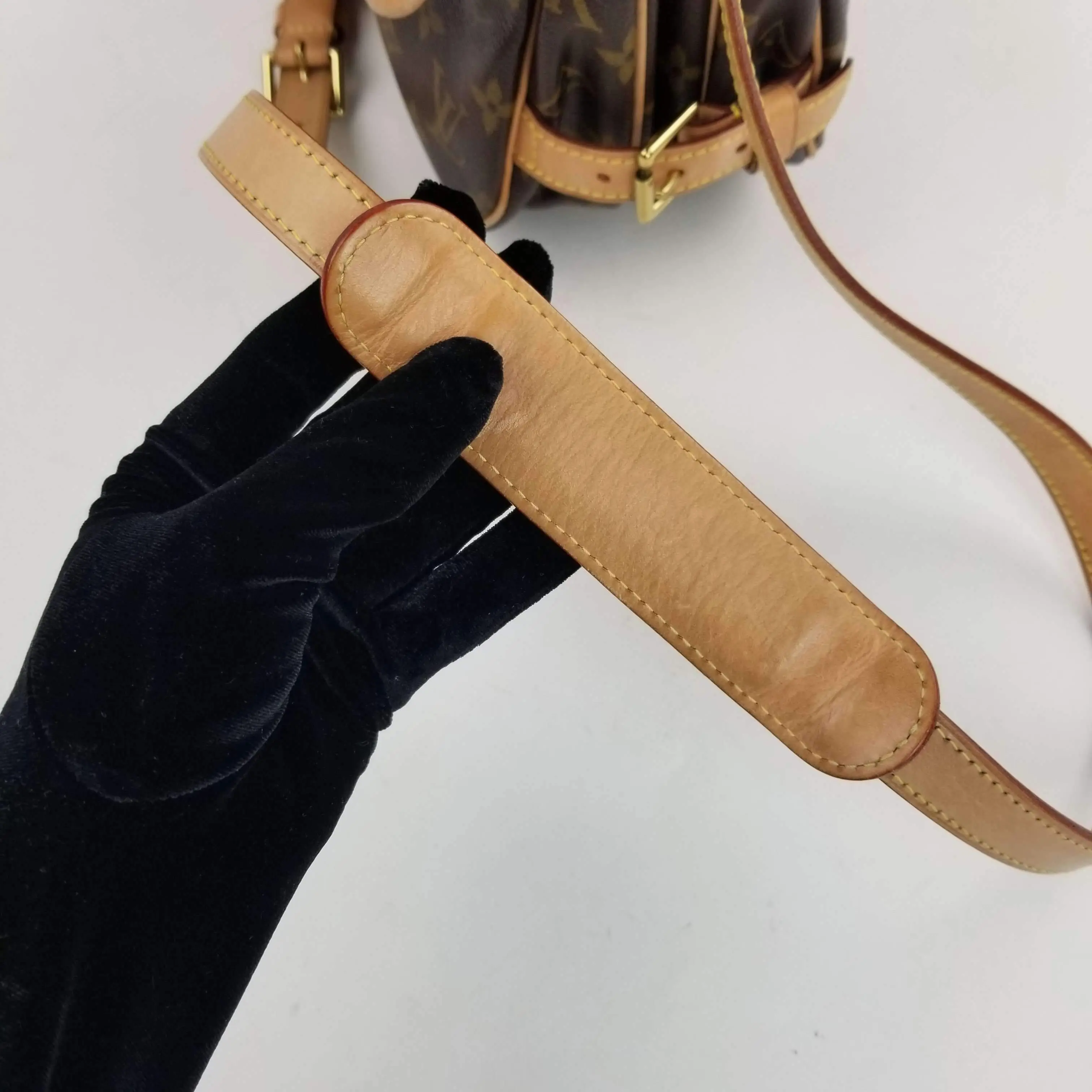 Louis Vuitton Monogram Canvas Saumur PM Bag - Image 9