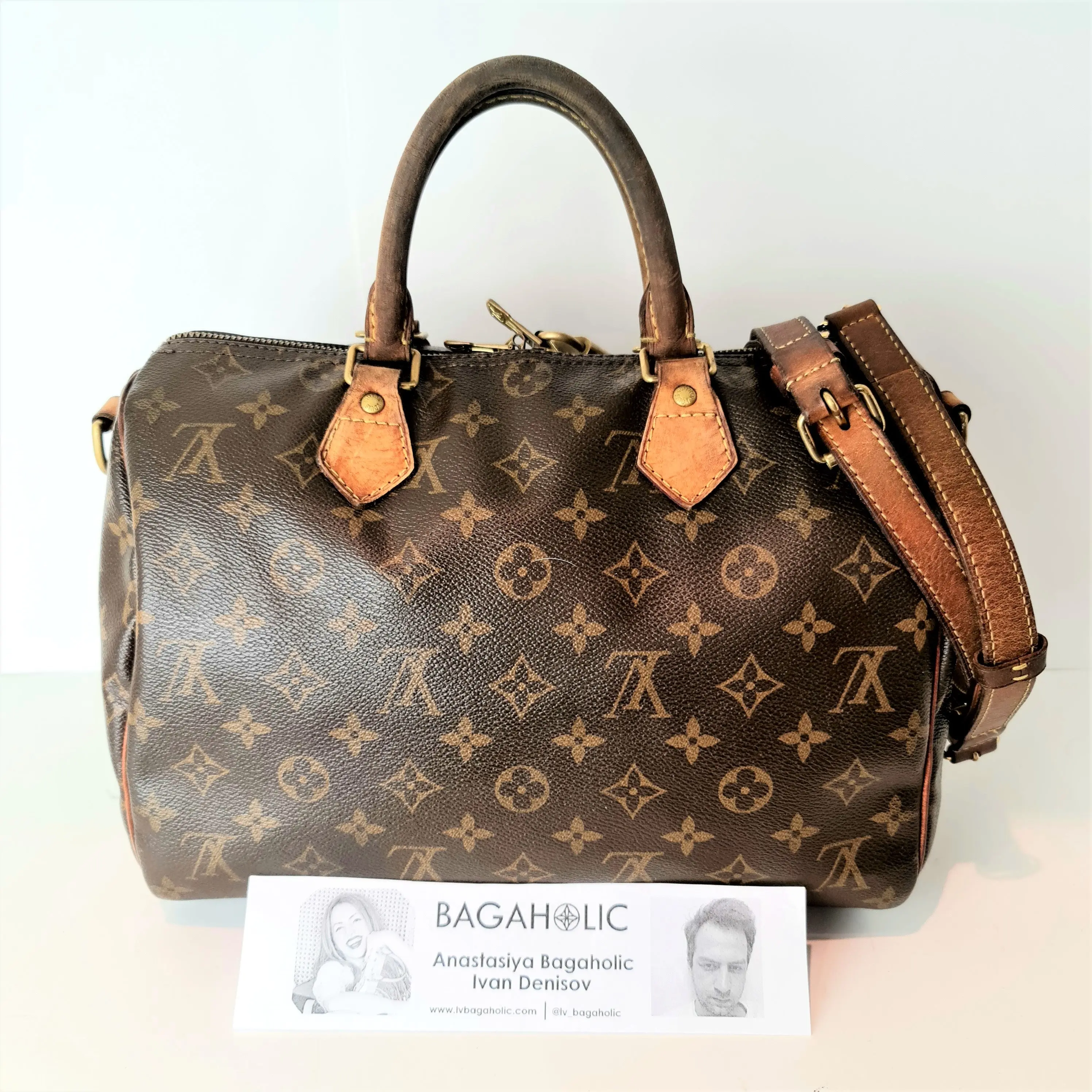 Louis Vuitton Monogram Canvas Speedy 30 Bandouliere Bag (with faded initials) (784) - Image 3