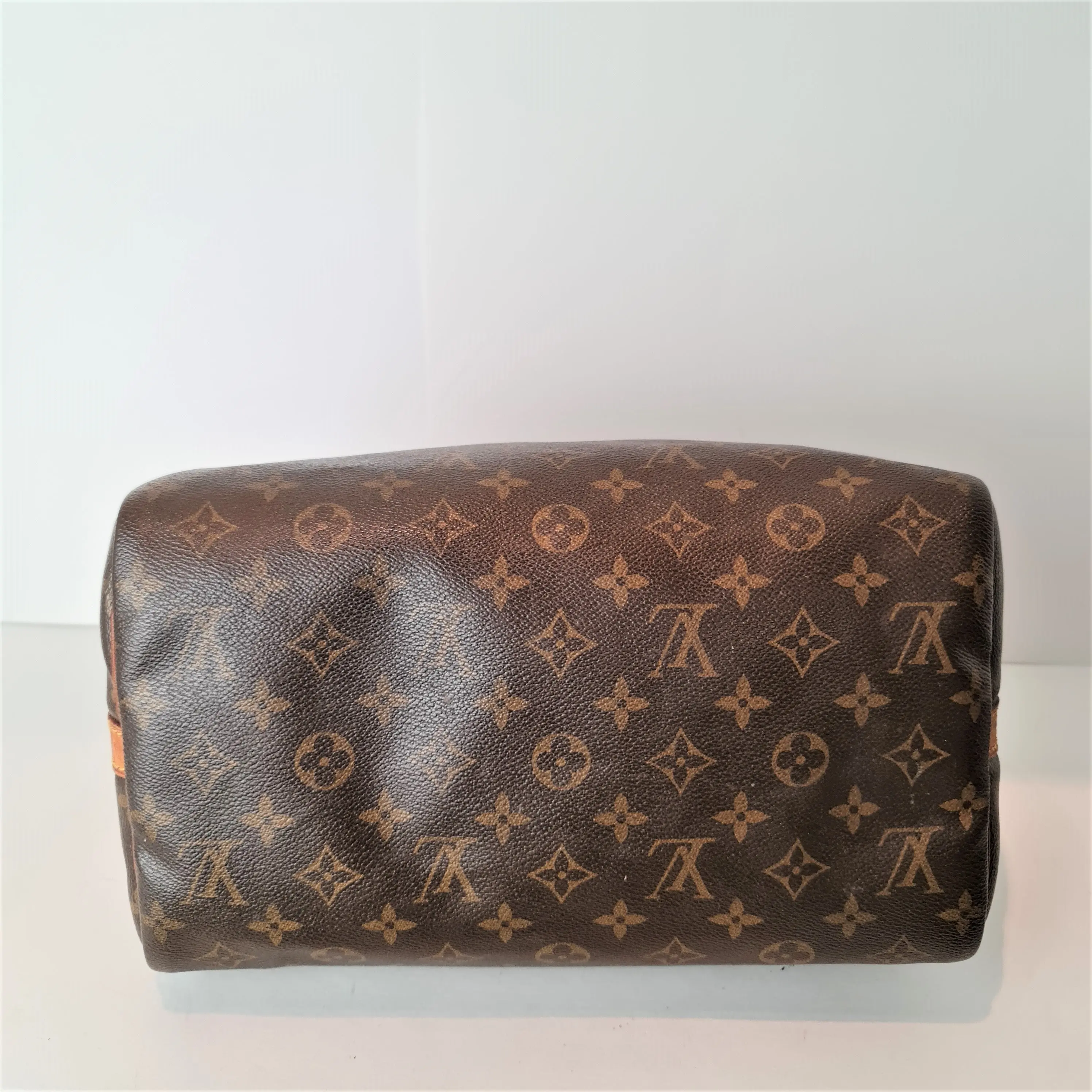 Louis Vuitton Monogram Canvas Speedy 30 Bandouliere Bag (with faded initials) (784) - Image 7