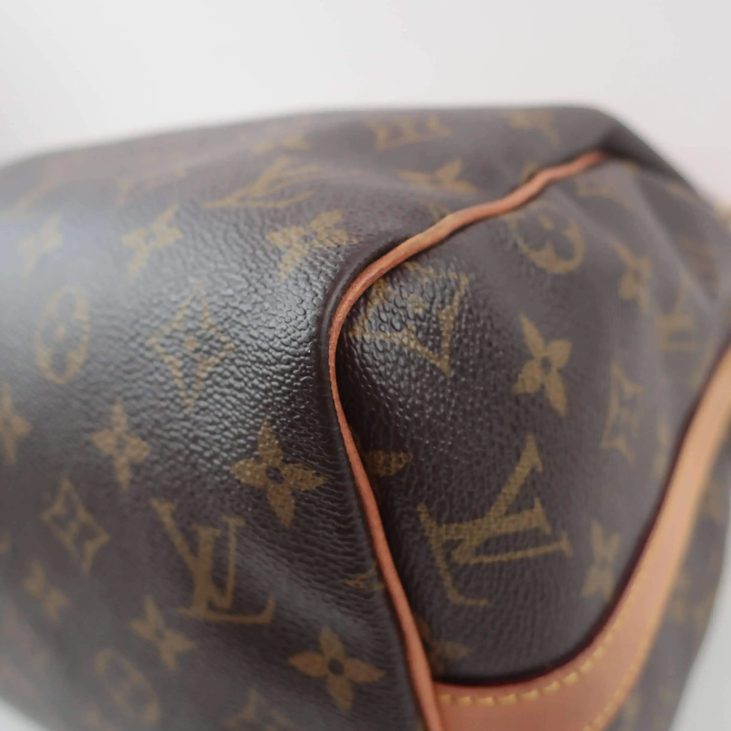 Louis Vuitton Monogram Canvas Speedy 30 Bandouliere Bag (with initials) - Image 15